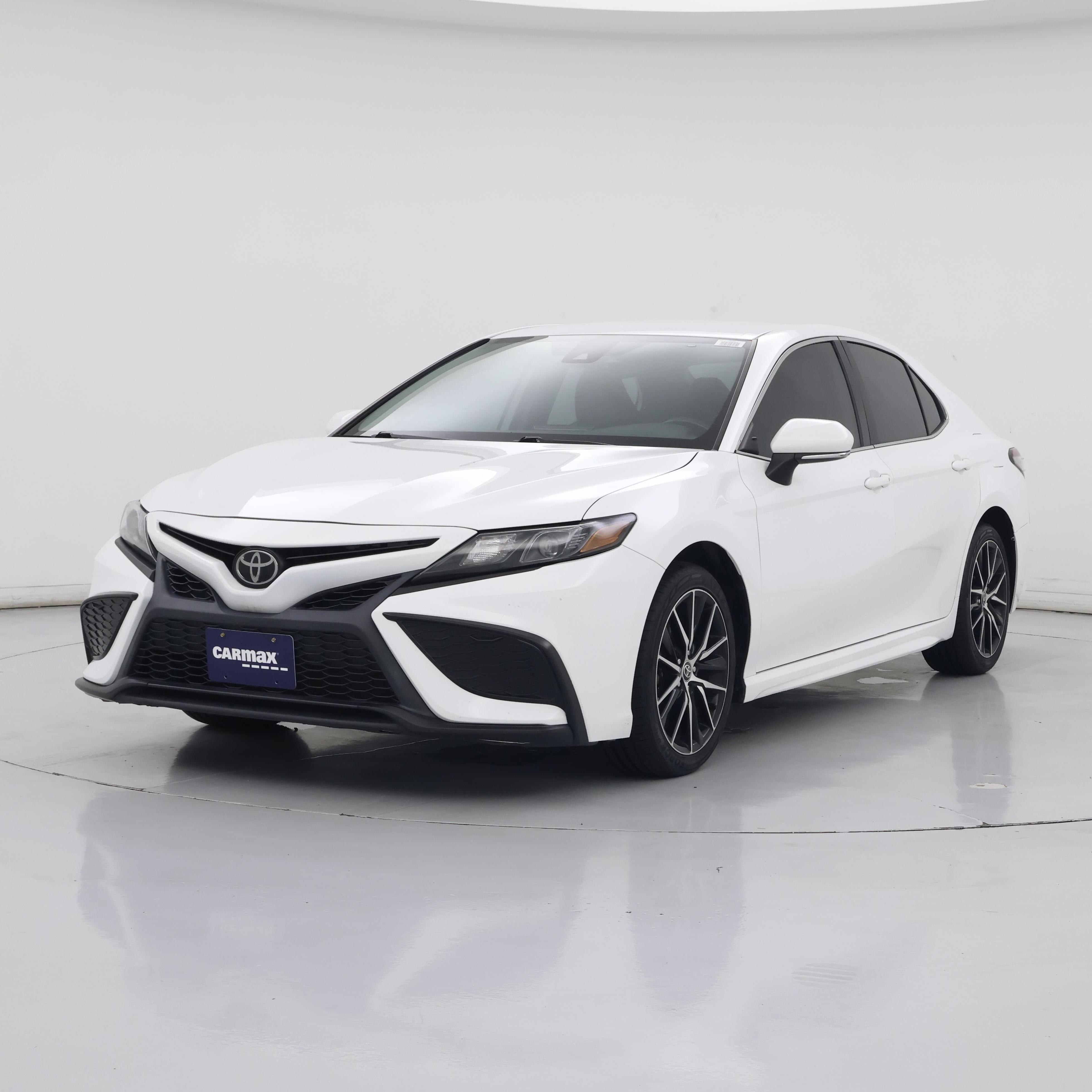 Thumbnail: 2023 Toyota Camry - 4