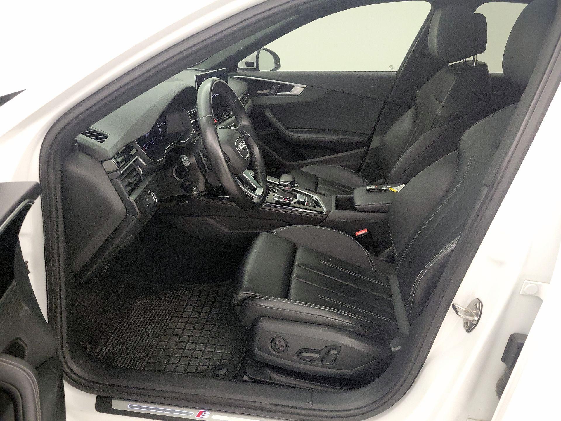 Thumbnail: 2023 Audi A4 - 11