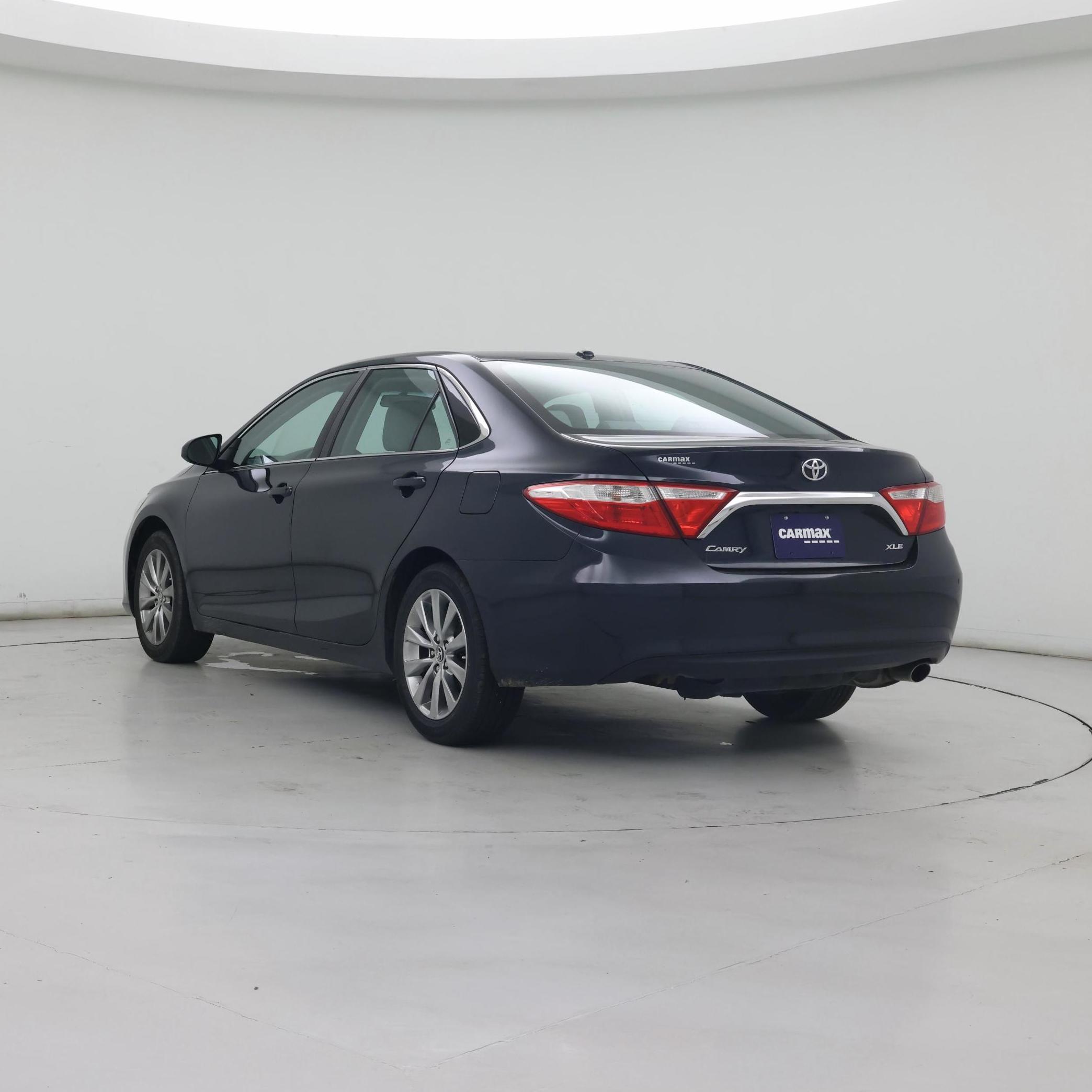 Thumbnail: 2016 Toyota Camry - 2