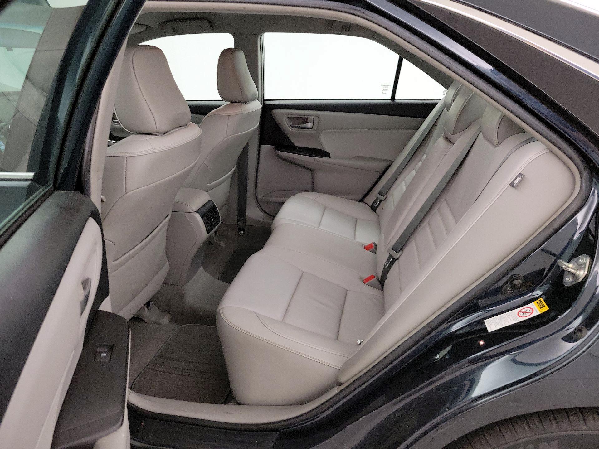 Thumbnail: 2016 Toyota Camry - 19