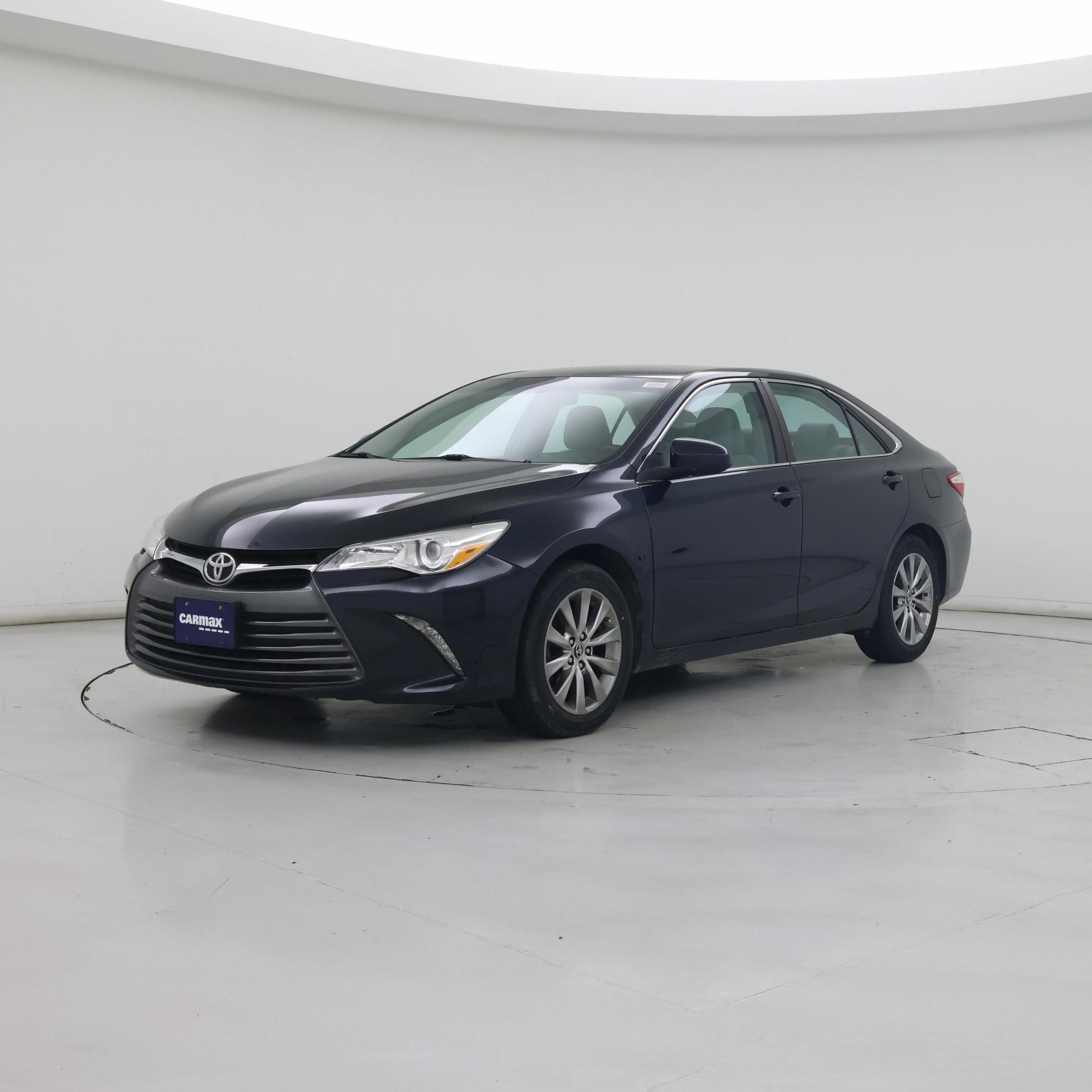 Thumbnail: 2016 Toyota Camry - 4