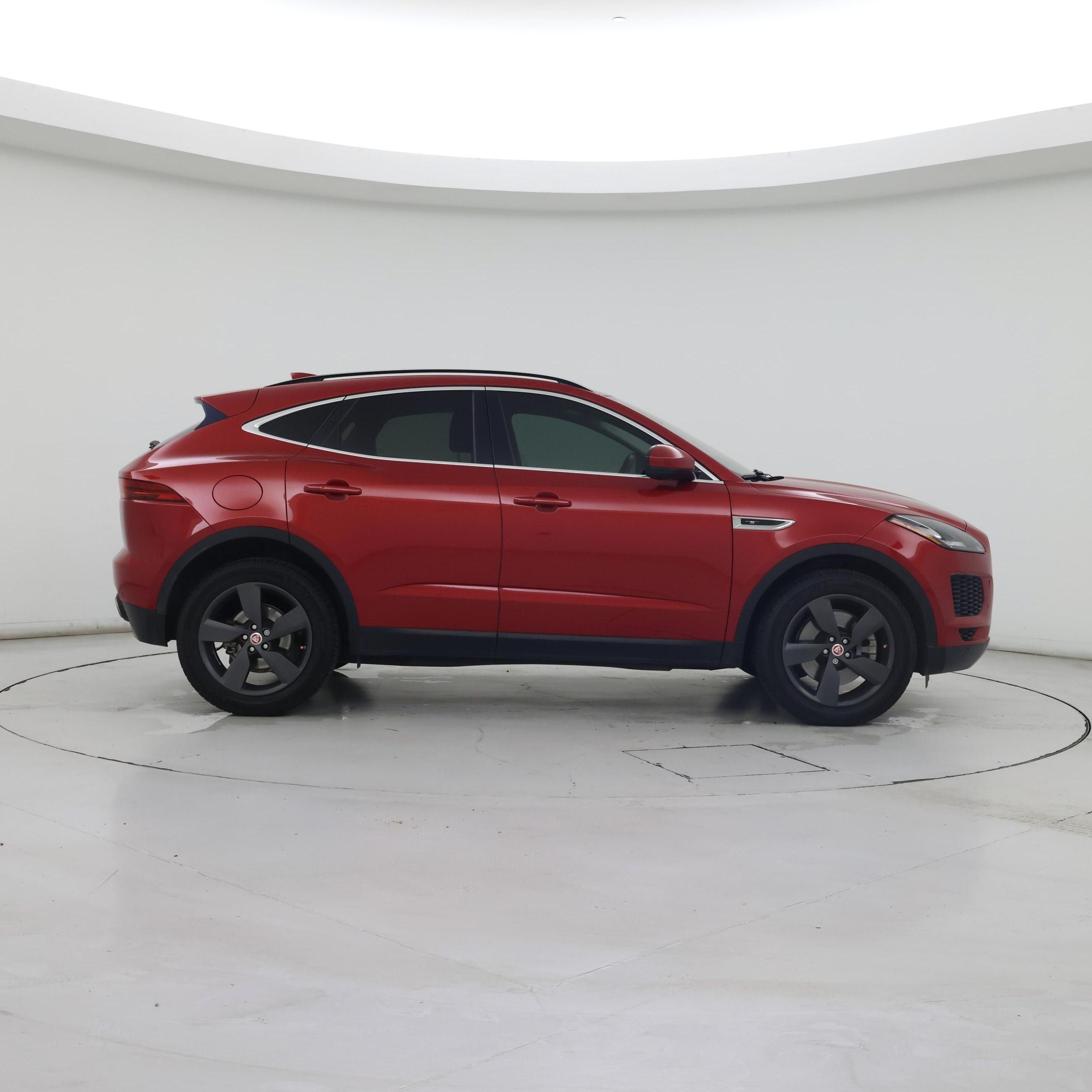 Thumbnail: 2019 Jaguar E-Pace - 7