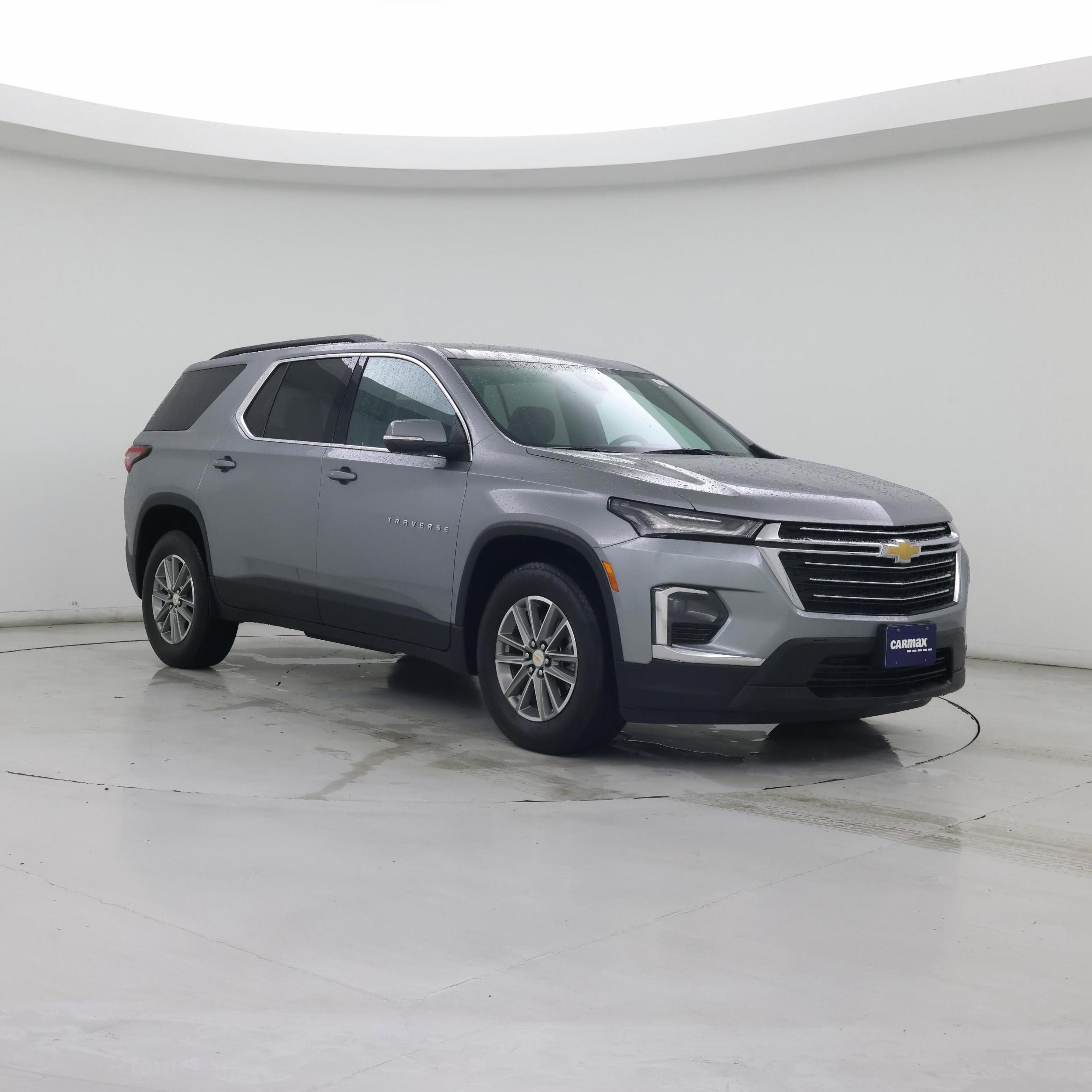 Gray 2023 Chevrolet Traverse SUV / Crossover Front-Wheel Drive Automatic