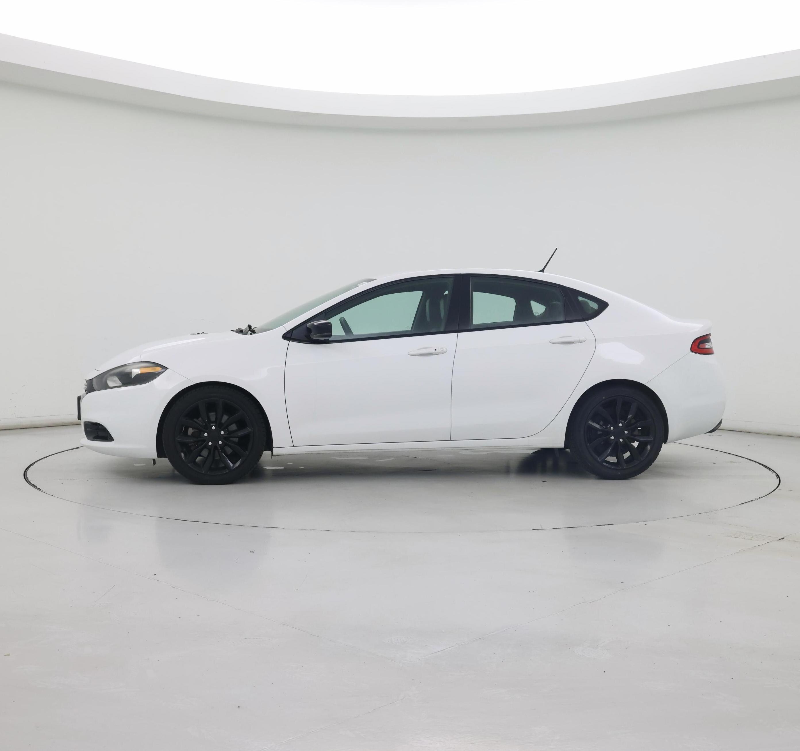 Thumbnail: 2016 Dodge Dart - 3