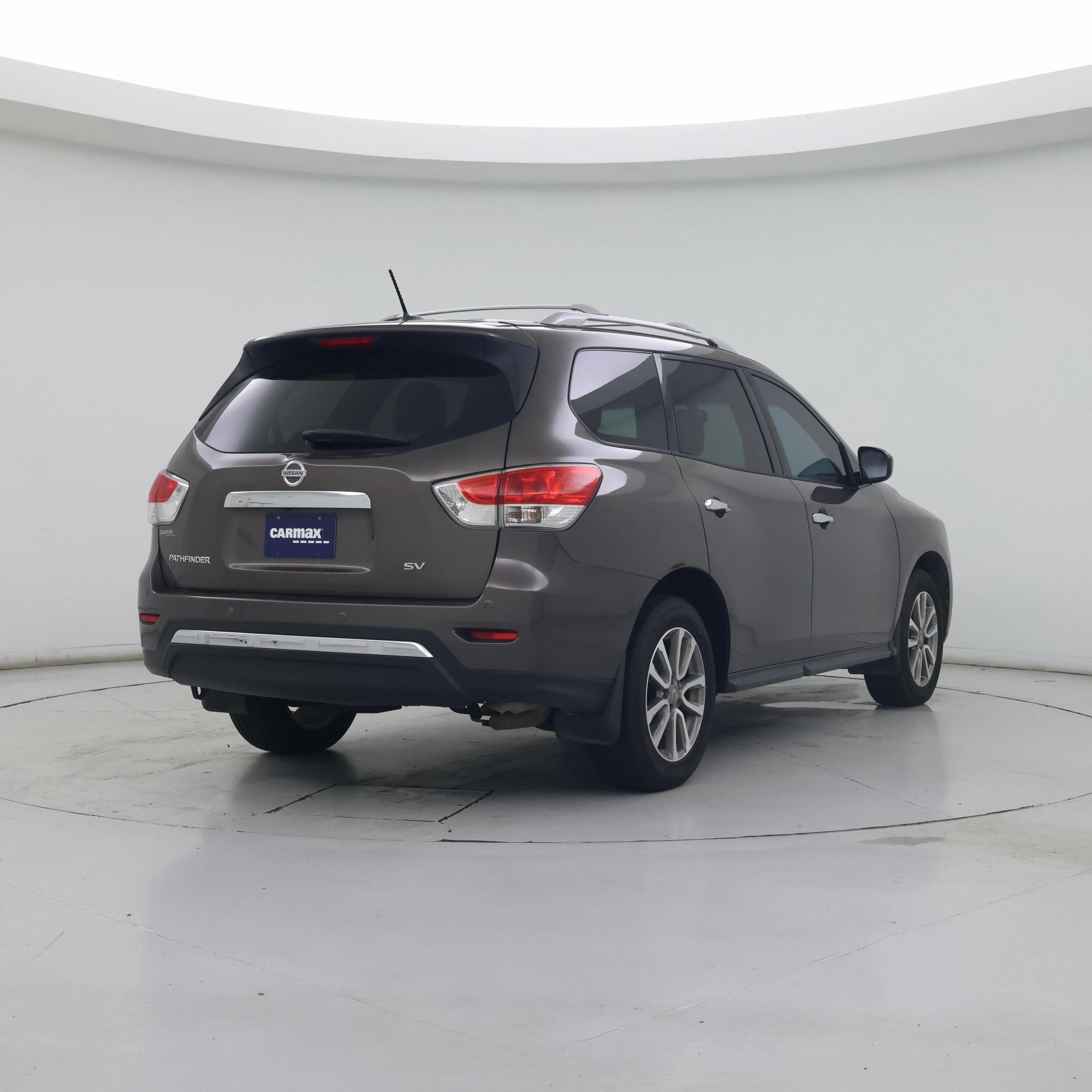 Thumbnail: 2015 Nissan Pathfinder - 8