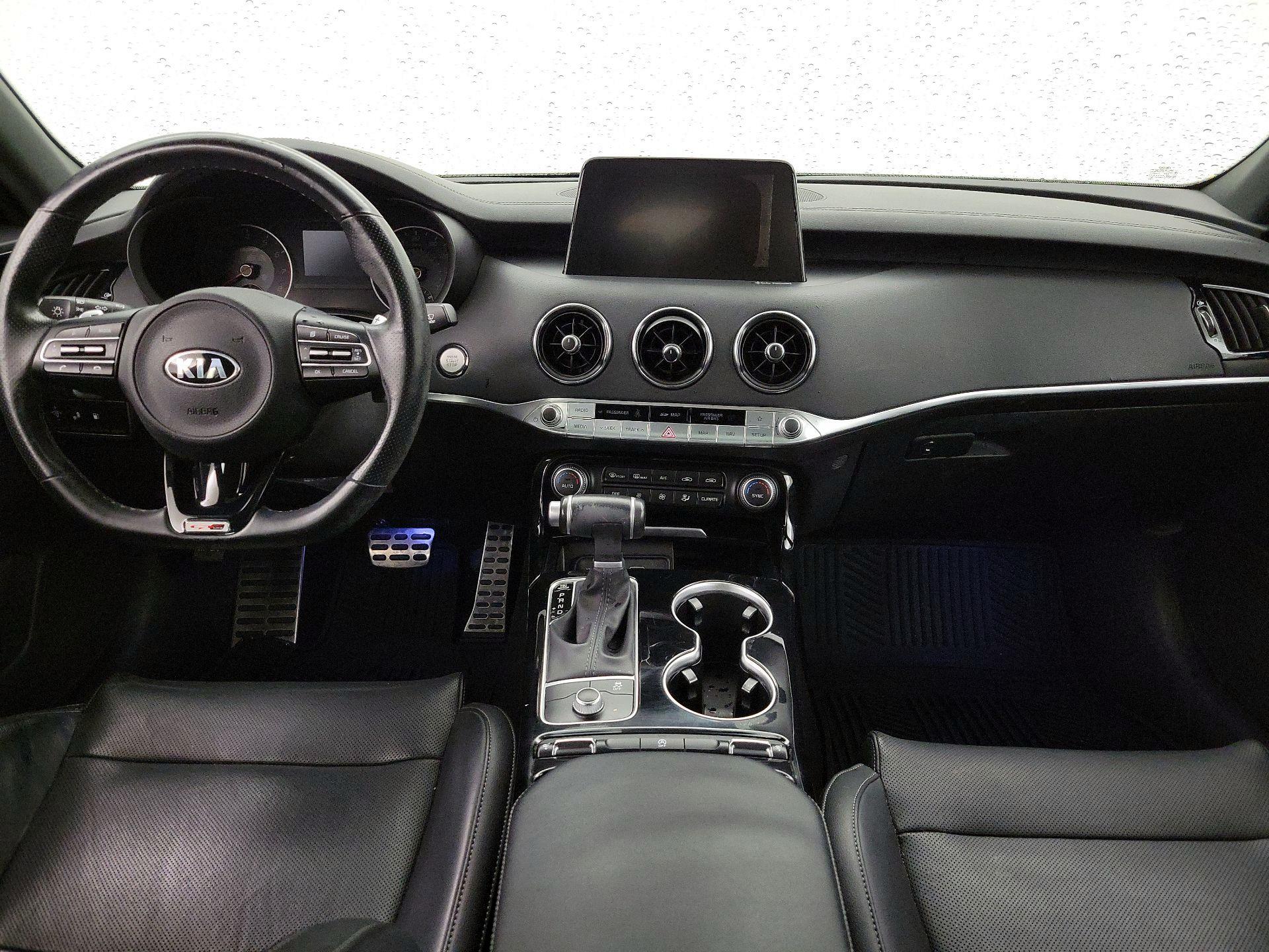 Thumbnail: 2021 Kia Stinger - 9