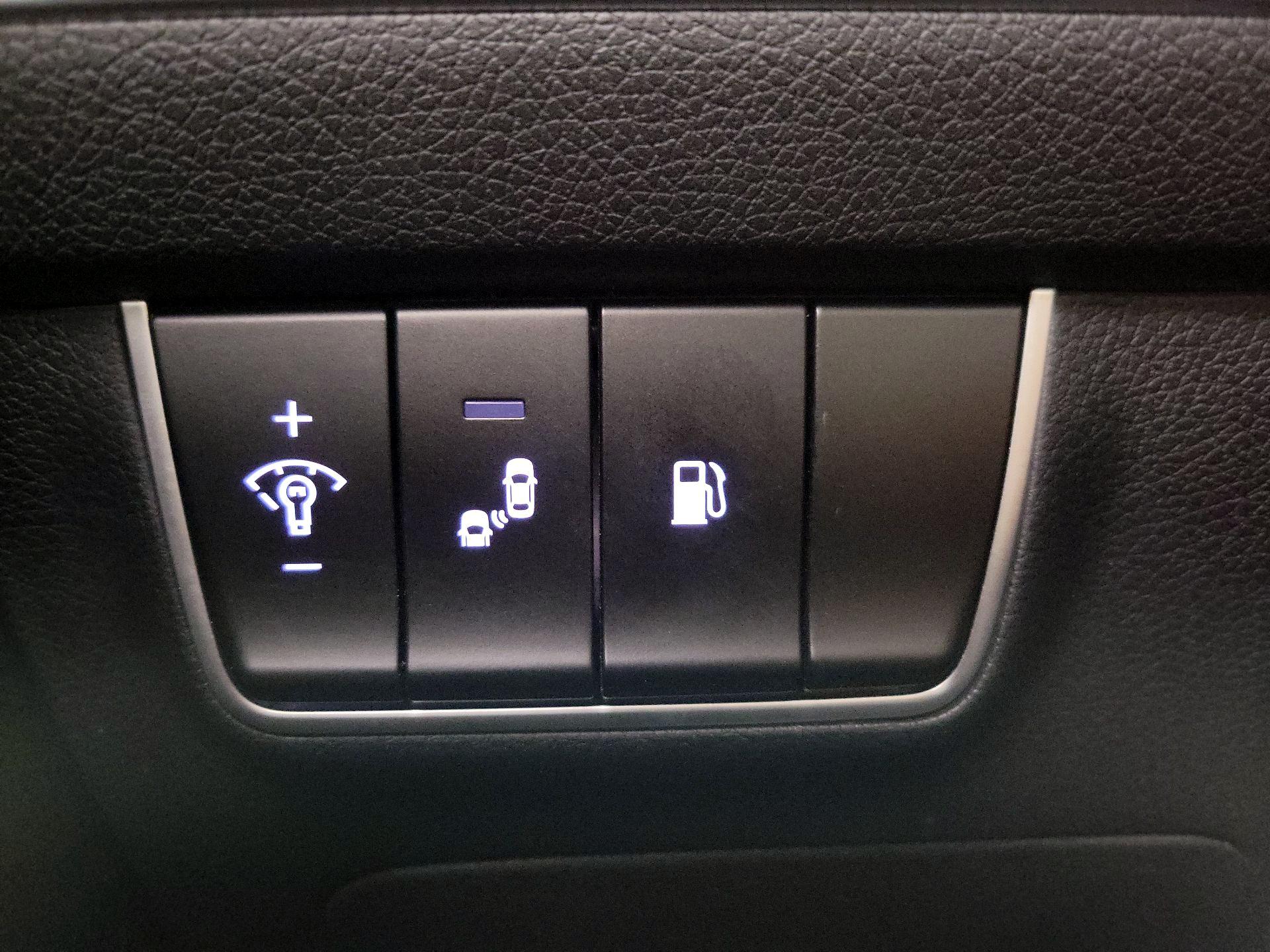 Thumbnail: 2021 Kia Stinger - 13