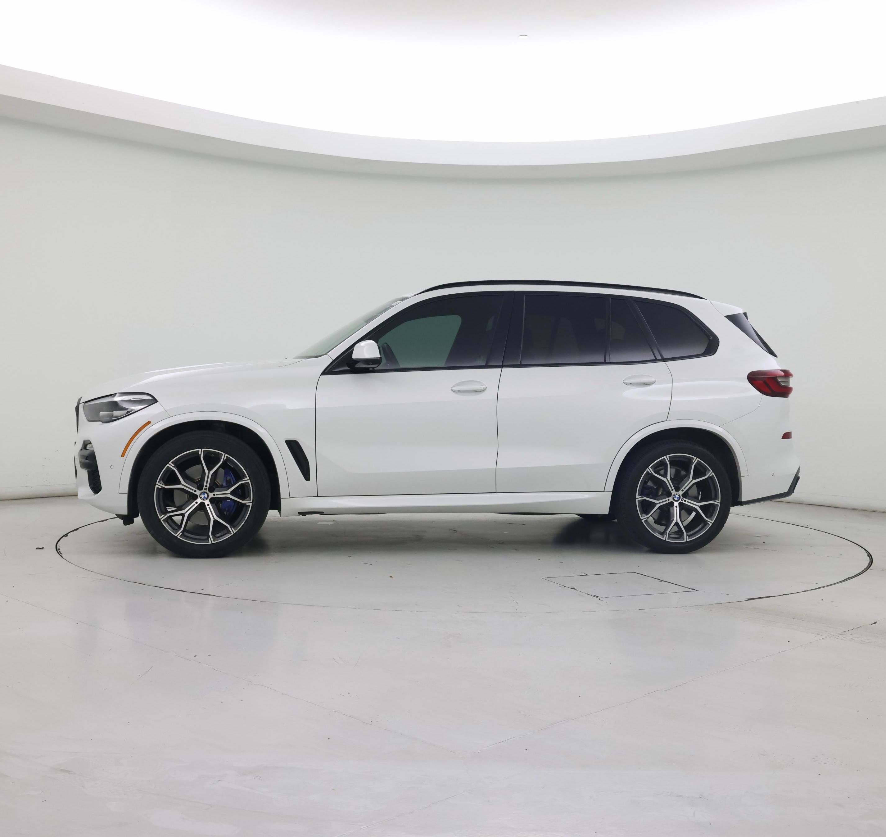 Thumbnail: 2021 BMW X5 - 3