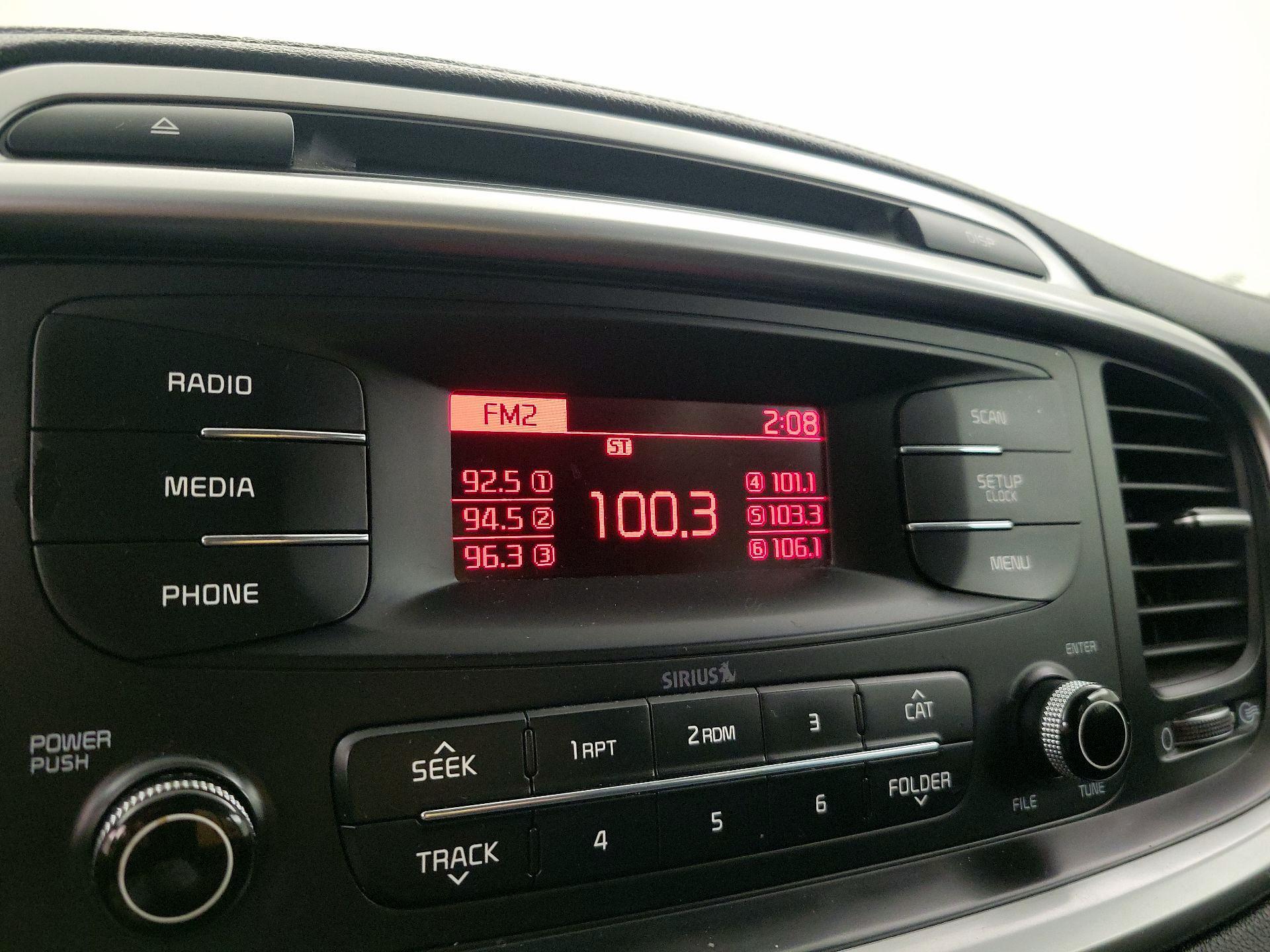 Thumbnail: 2017 Kia Sorento - 14