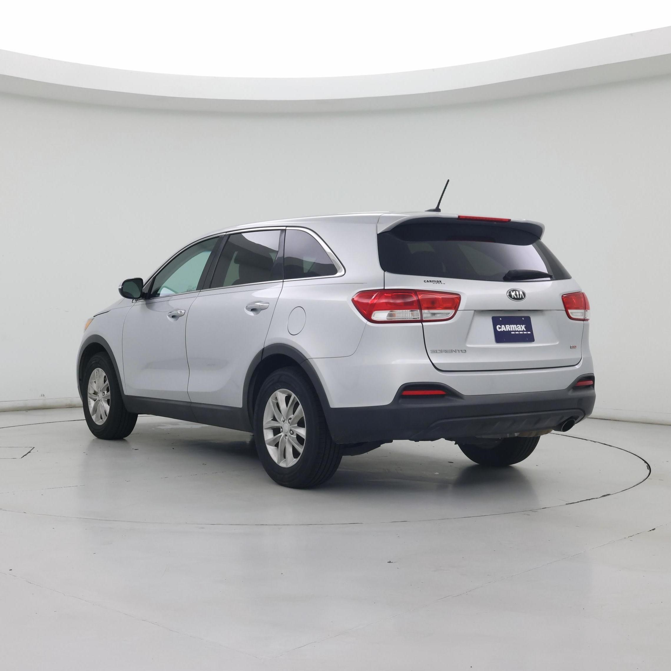 Thumbnail: 2017 Kia Sorento - 2