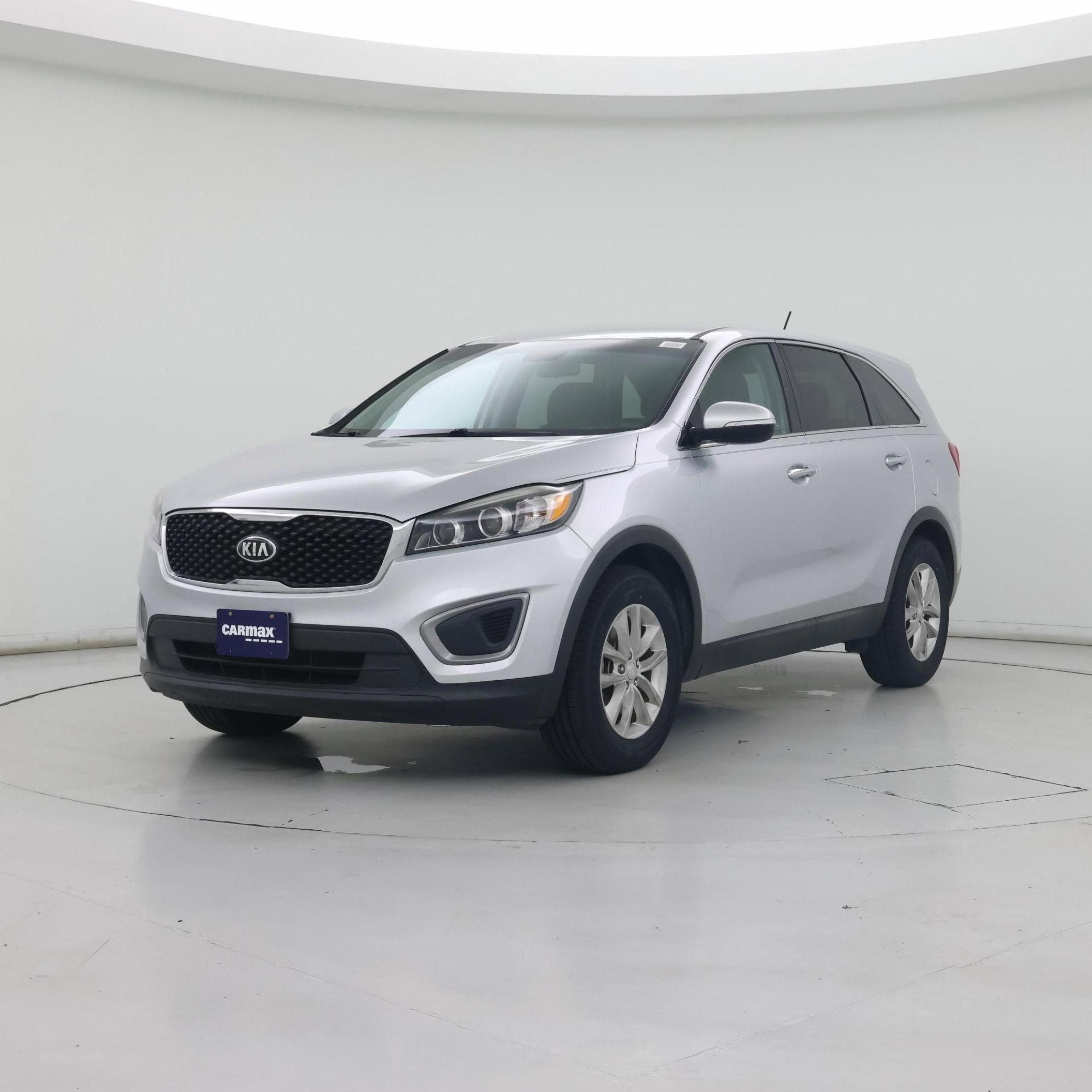 Thumbnail: 2017 Kia Sorento - 4