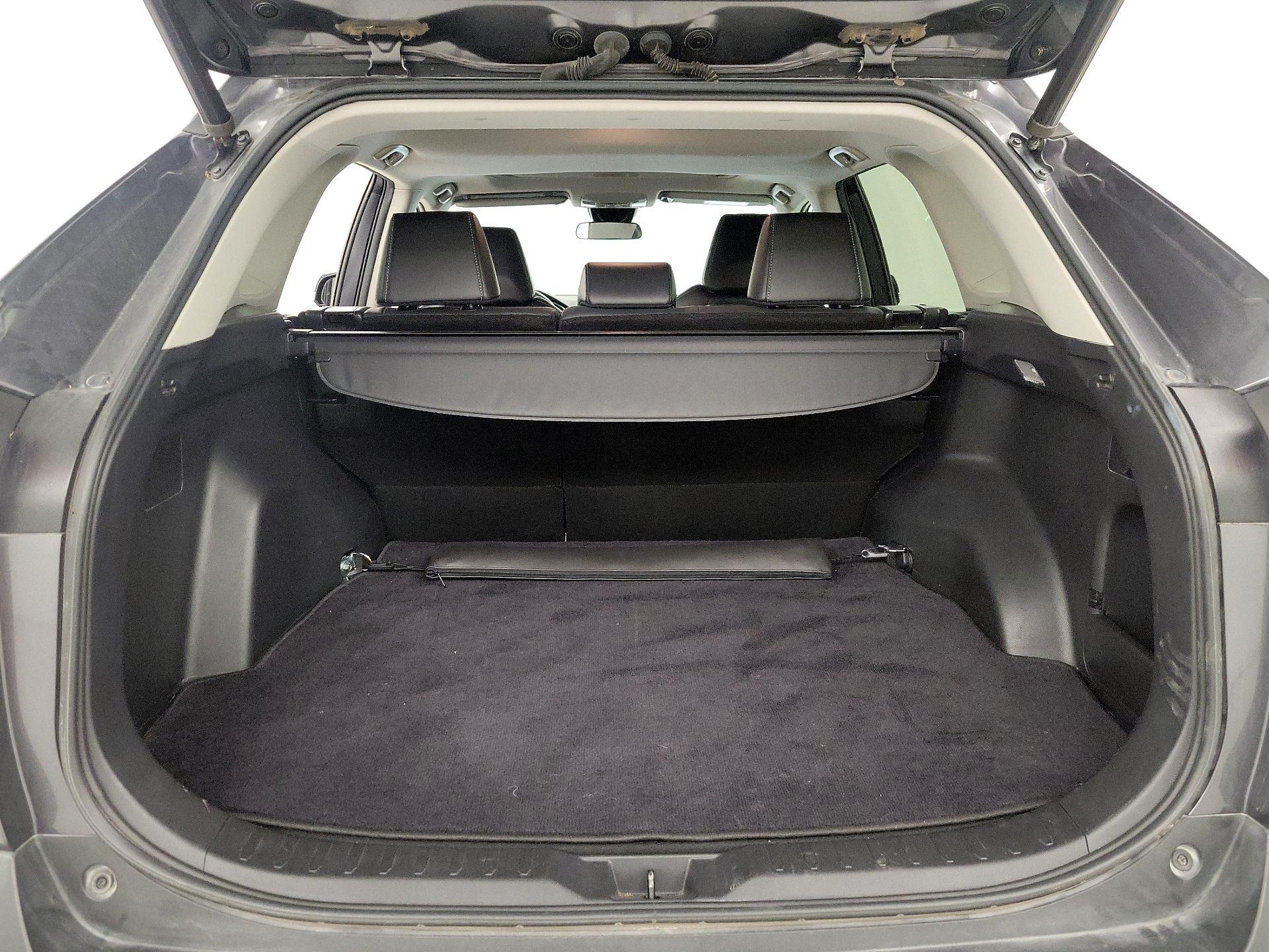 Thumbnail: 2021 Toyota RAV4 - 20