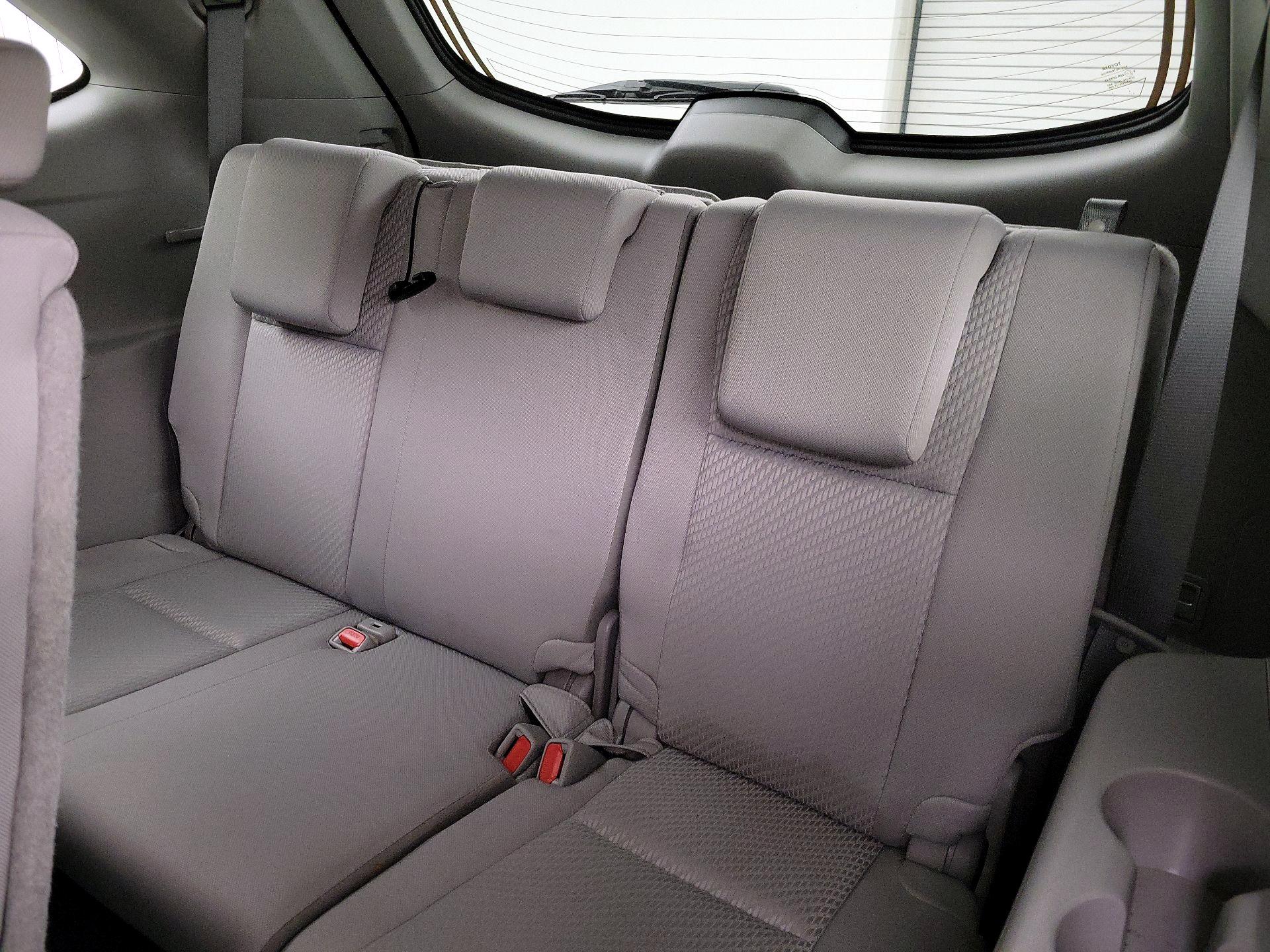 Thumbnail: 2019 Toyota Highlander - 19