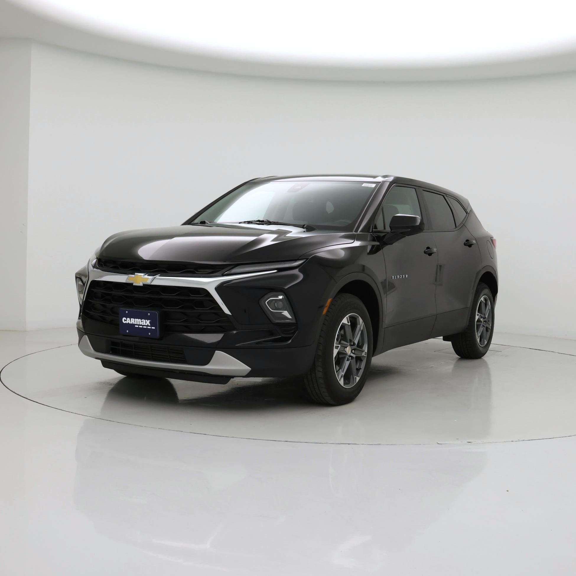 Thumbnail: 2023 Chevrolet Blazer - 4