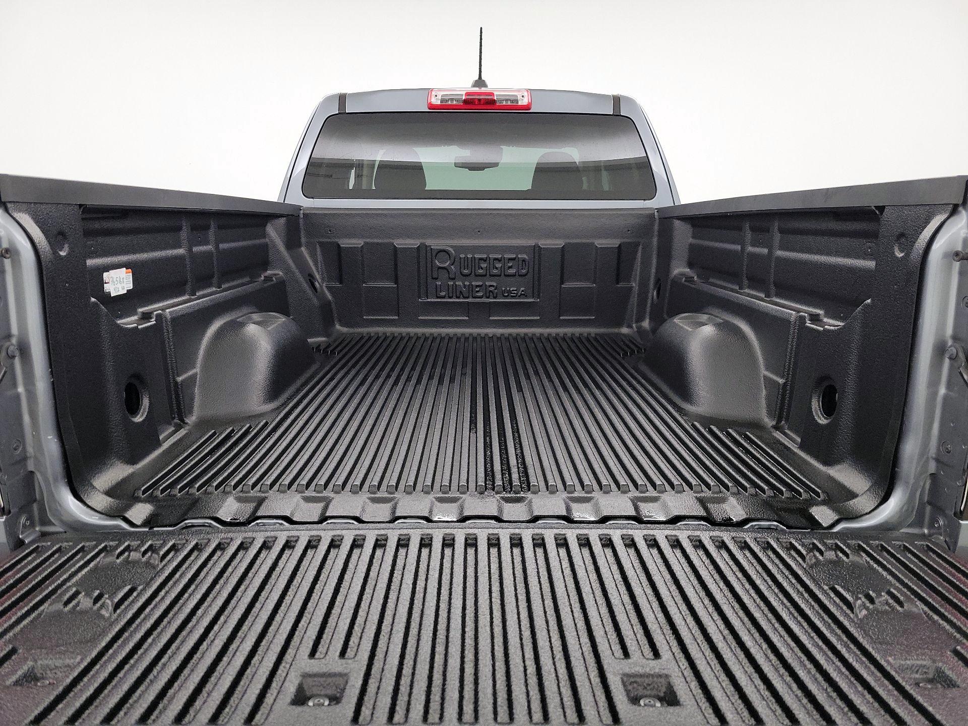 Thumbnail: 2021 Chevrolet Colorado - 20