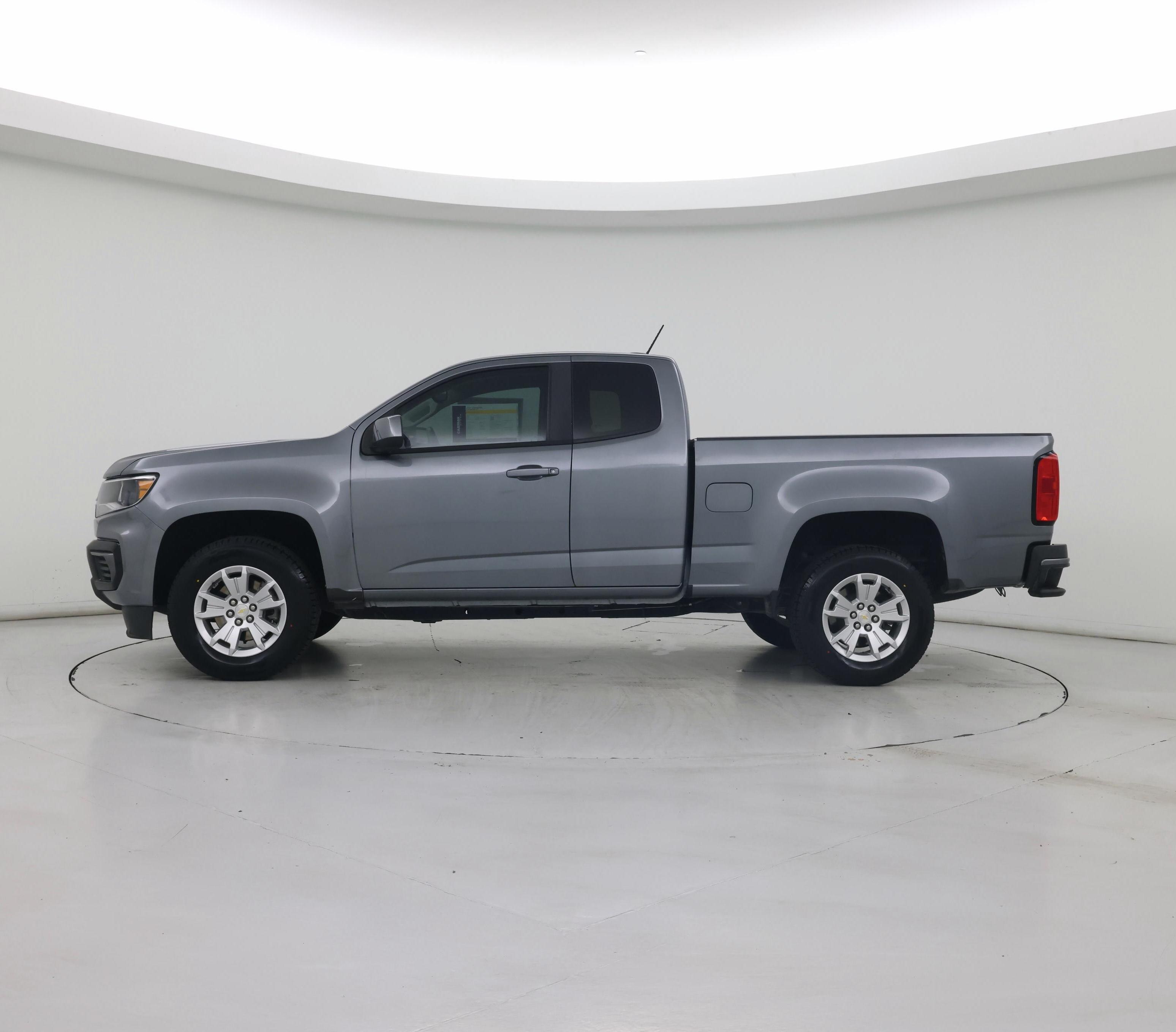 Thumbnail: 2021 Chevrolet Colorado - 3