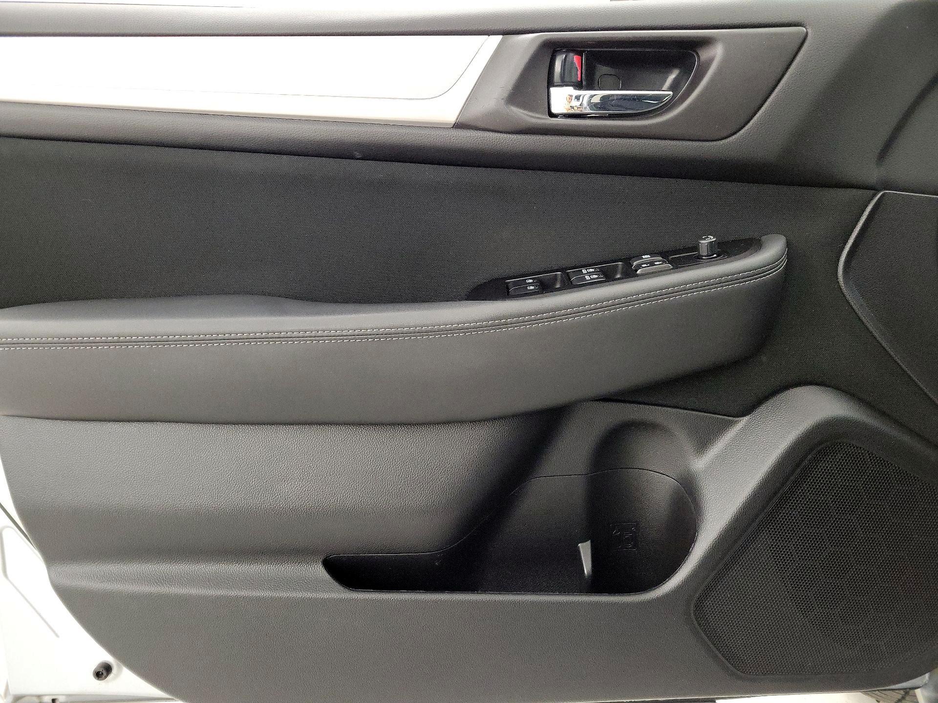 Thumbnail: 2017 Subaru Outback - 12