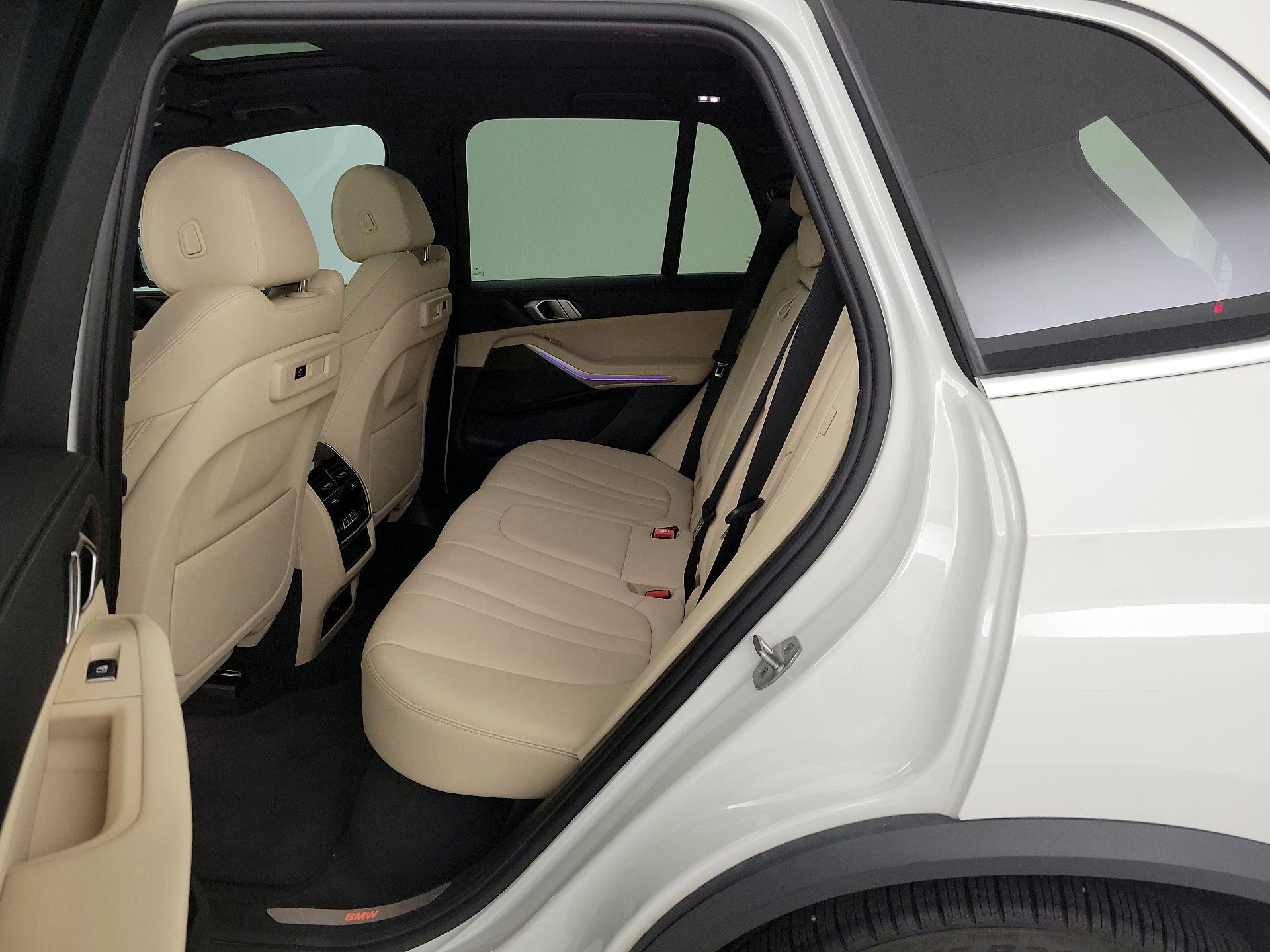 Thumbnail: 2022 BMW X5 - 20