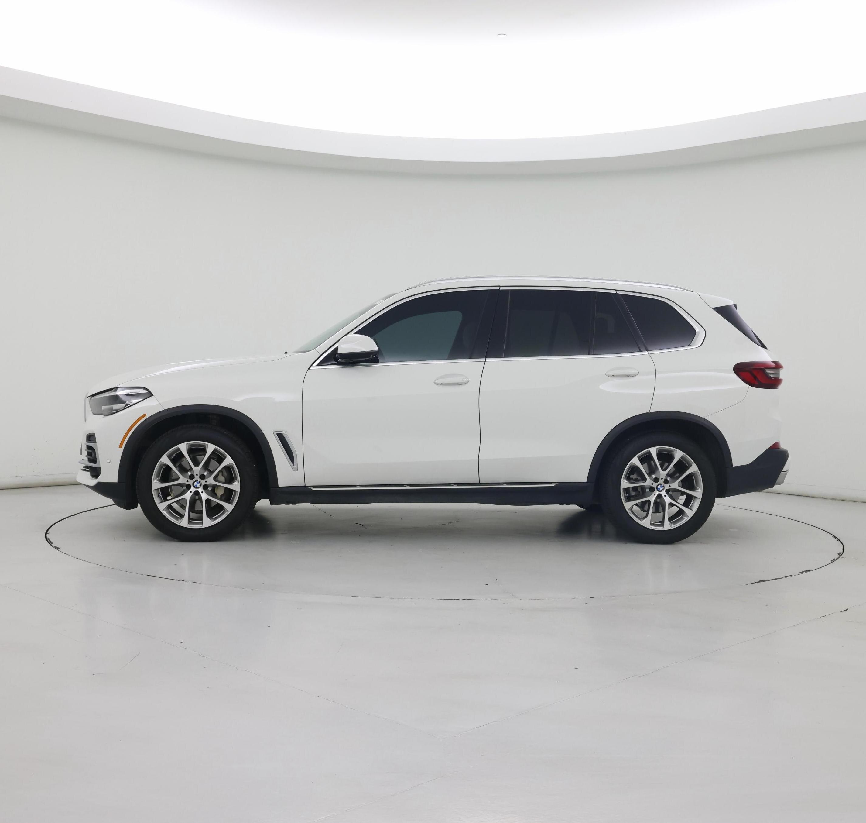 Thumbnail: 2022 BMW X5 - 3