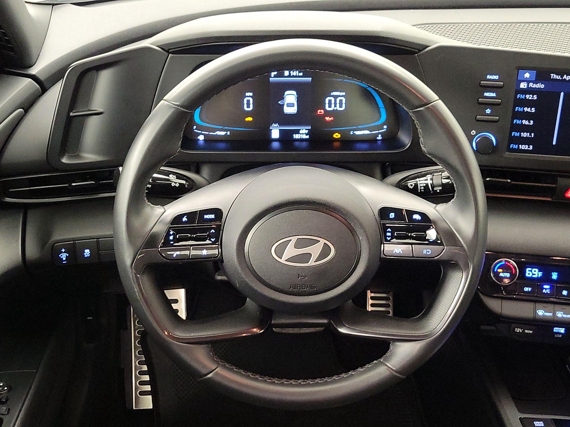 Thumbnail: 2025 Hyundai Elantra - 10