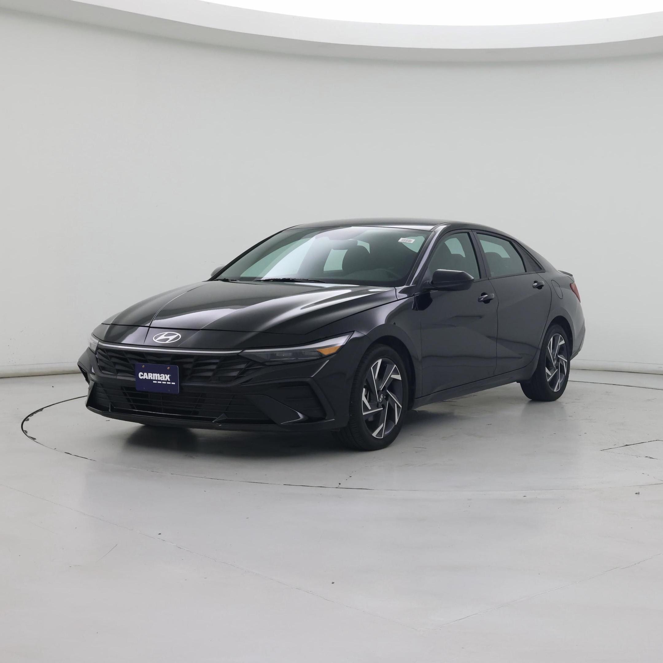 Thumbnail: 2025 Hyundai Elantra - 4