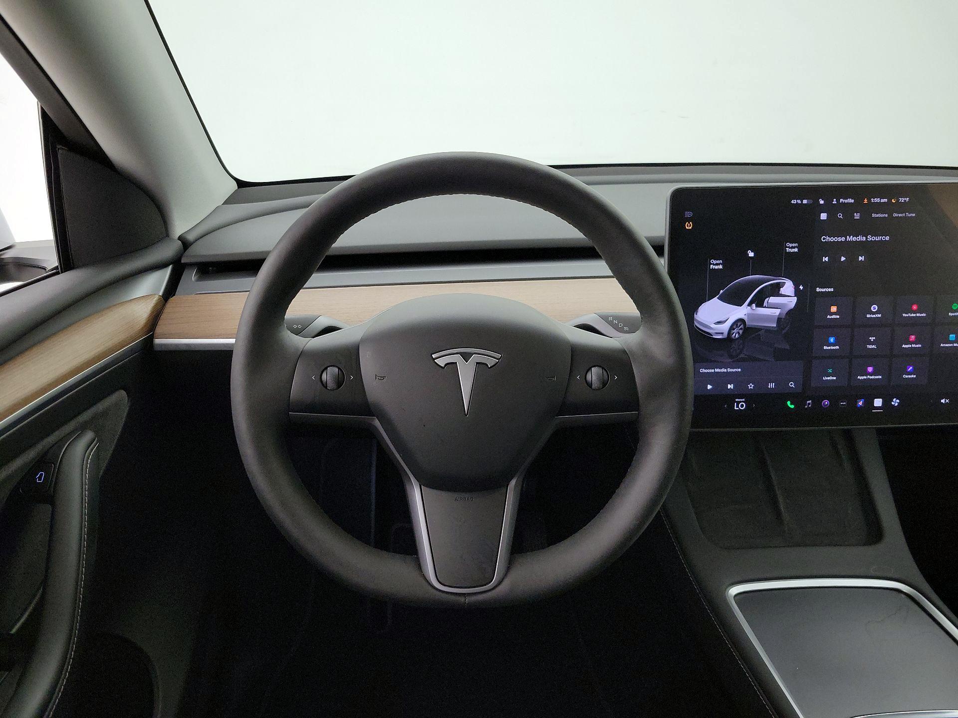 Thumbnail: 2023 Tesla Model Y - 10