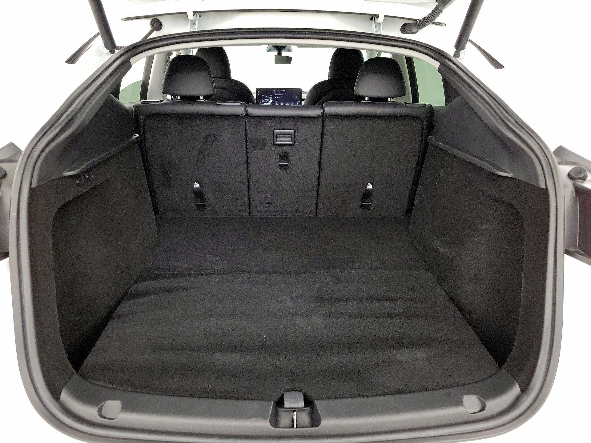 Thumbnail: 2023 Tesla Model Y - 19