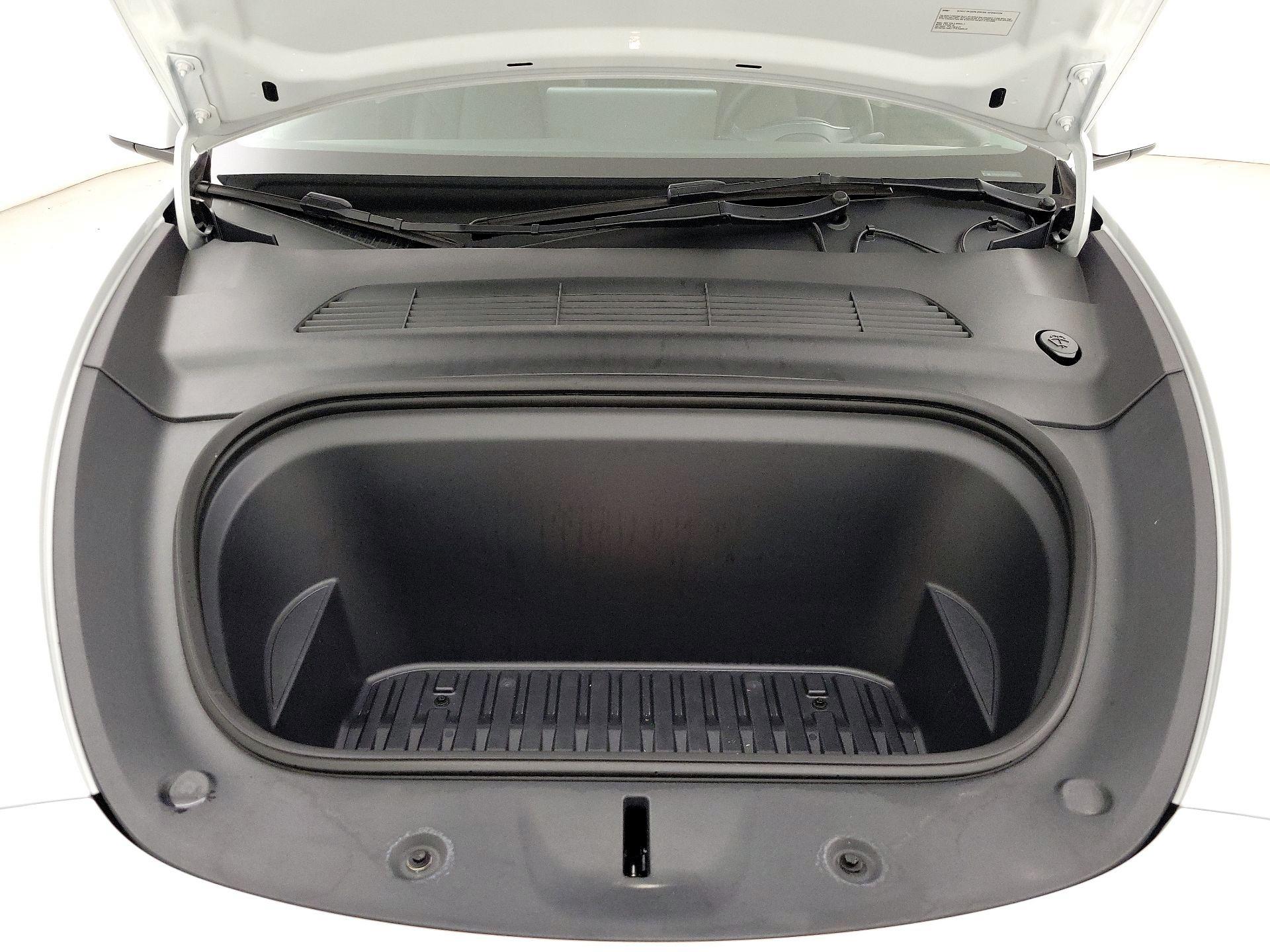 Thumbnail: 2023 Tesla Model Y - 20