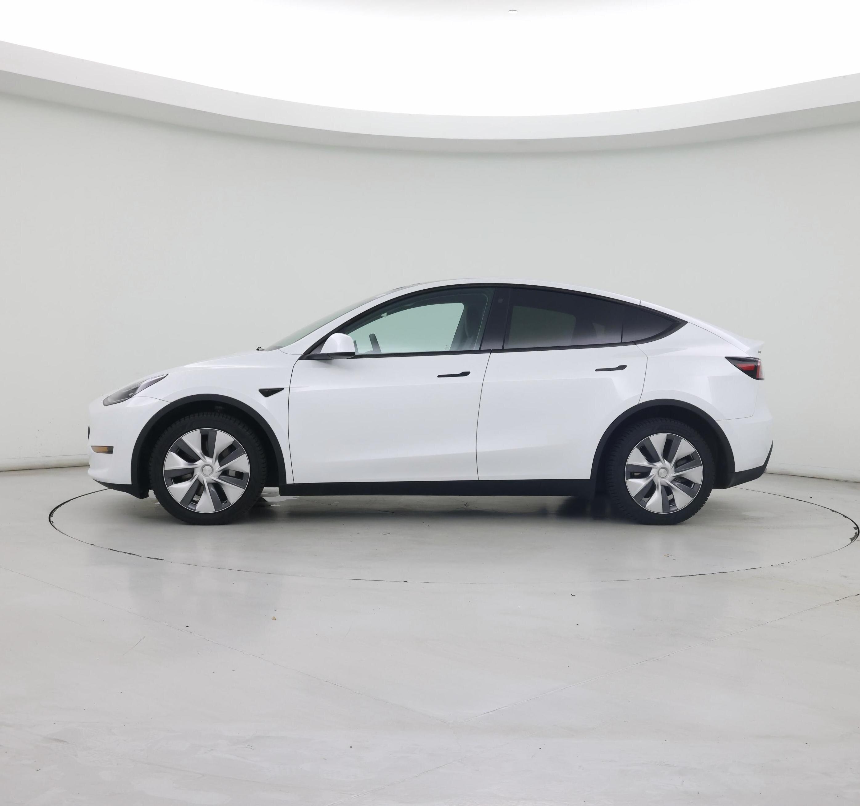 Thumbnail: 2023 Tesla Model Y - 3