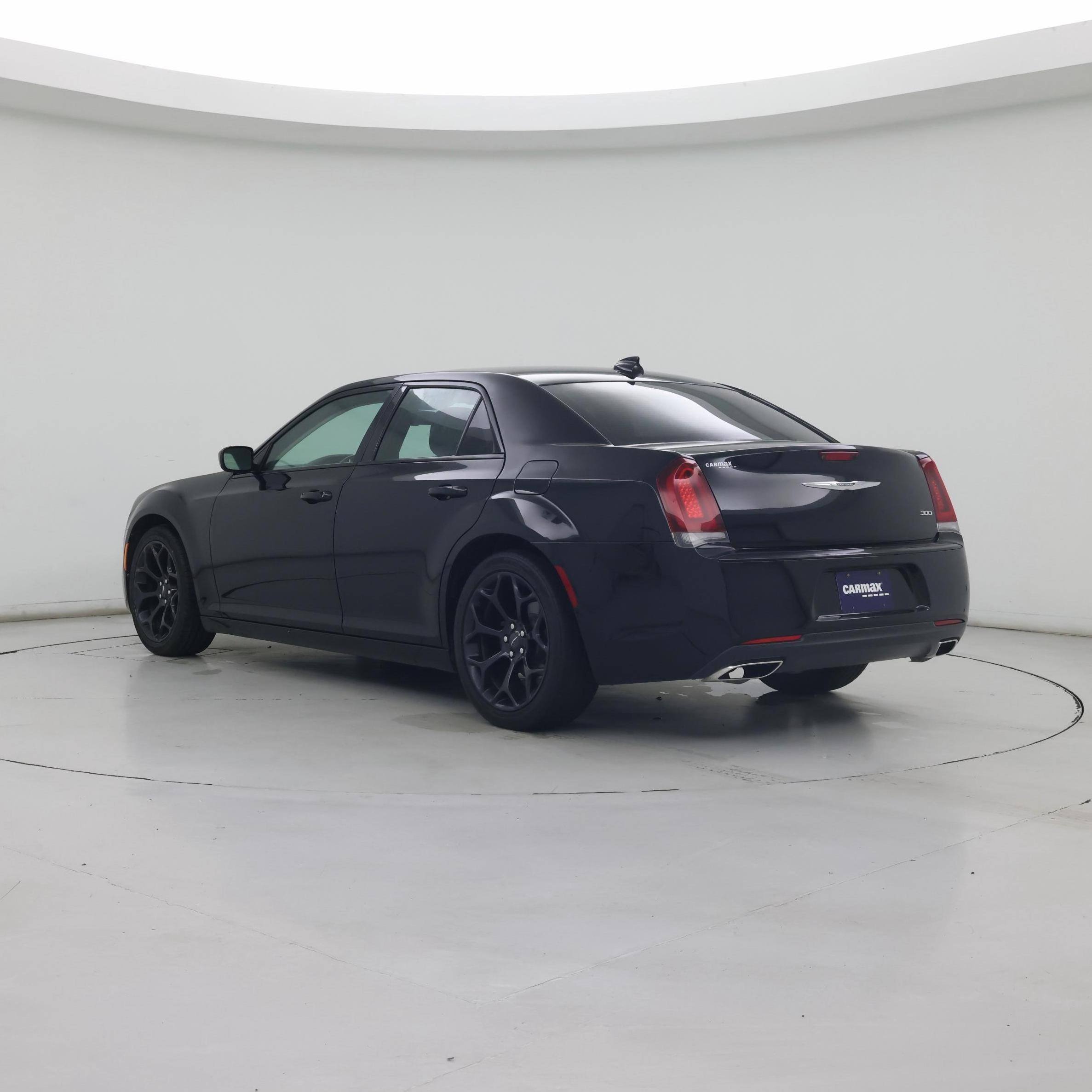 Thumbnail: 2019 Chrysler 300 - 2