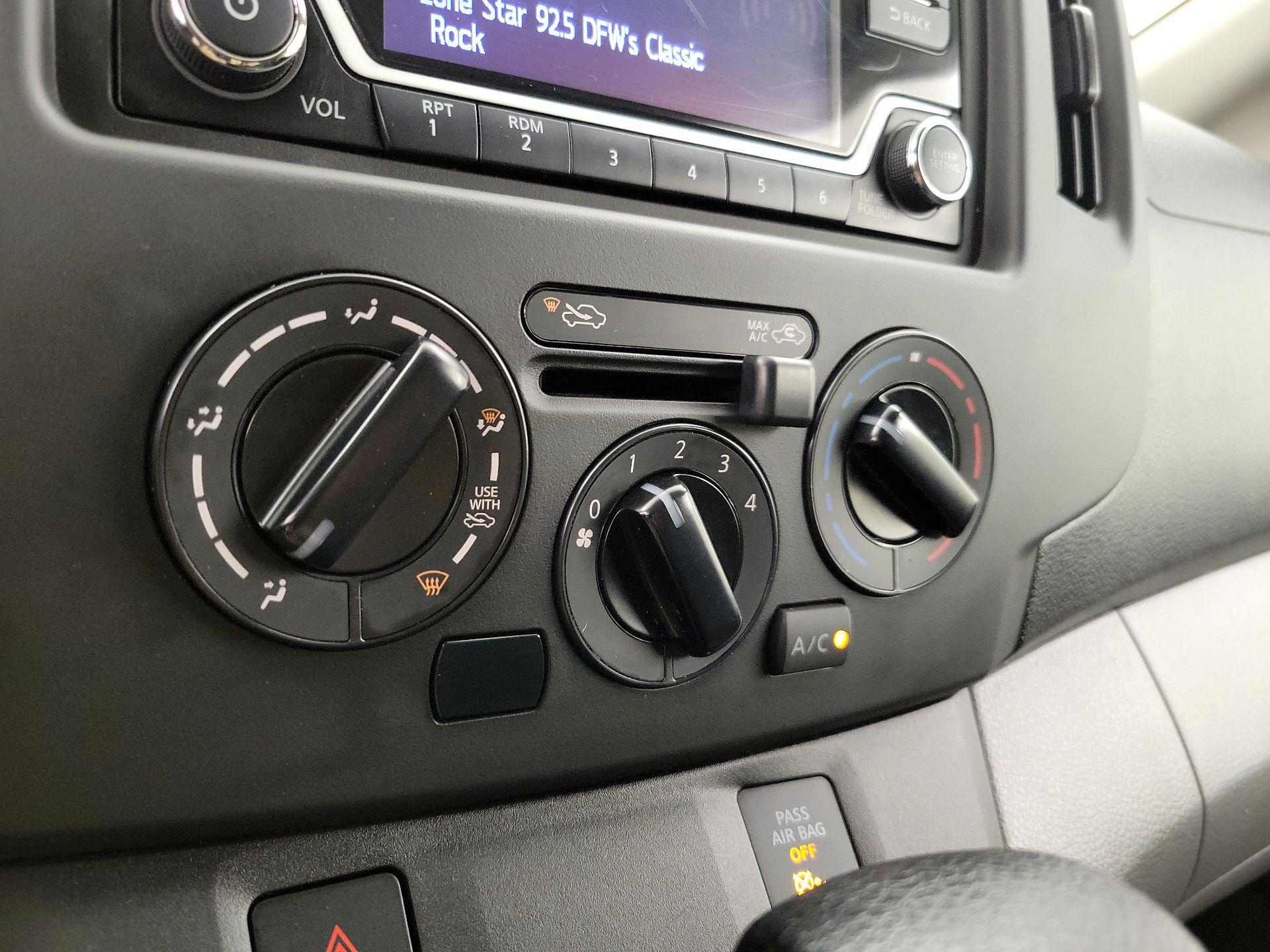 Thumbnail: 2019 Nissan NV200 - 16