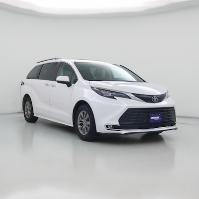 2024 Toyota Sienna Hybrid XLE
