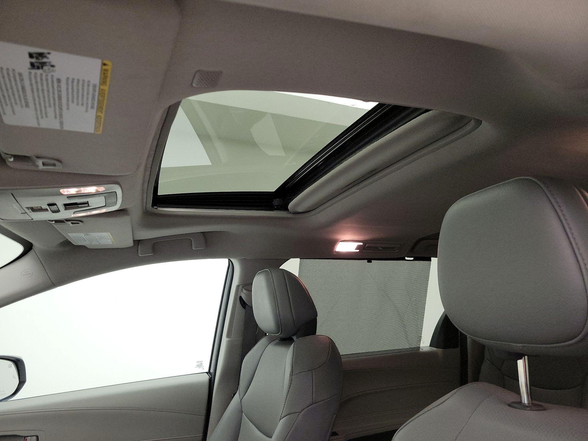 Thumbnail: 2024 Toyota Sienna - 19