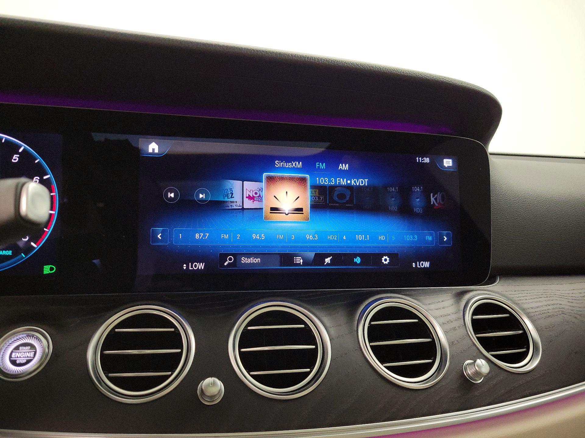 Thumbnail: 2021 Mercedes-Benz E-Class - 16