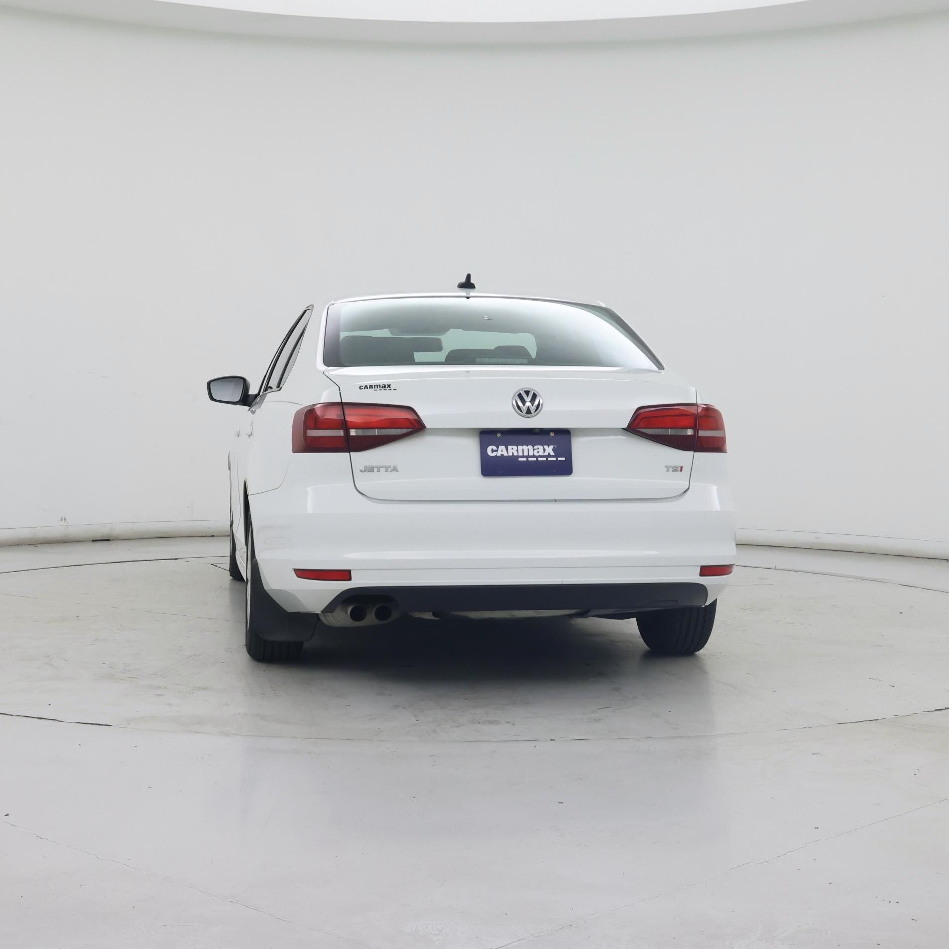 Thumbnail: 2016 Volkswagen Jetta - 6