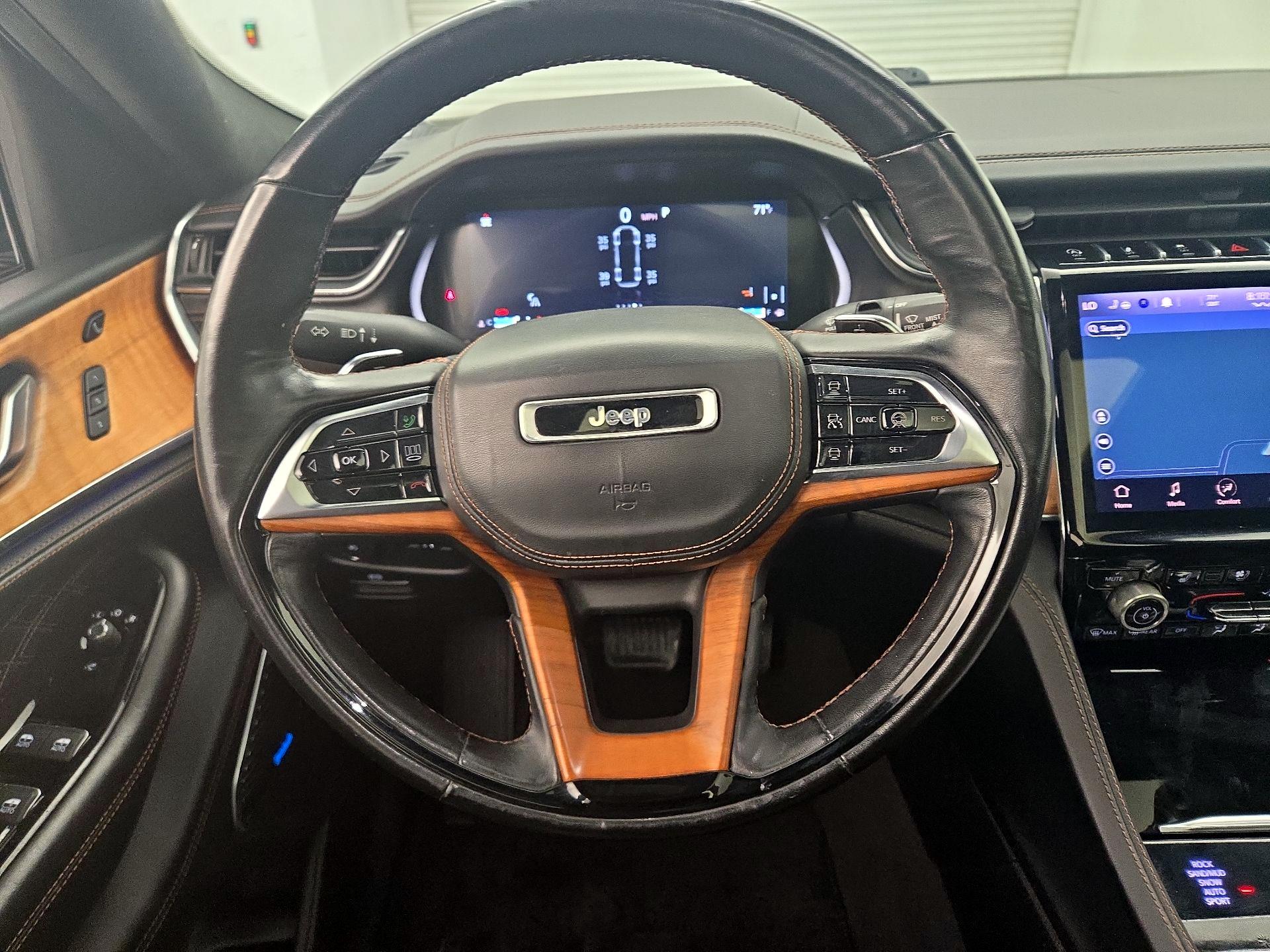Thumbnail: 2021 Jeep Grand Cherokee L - 10