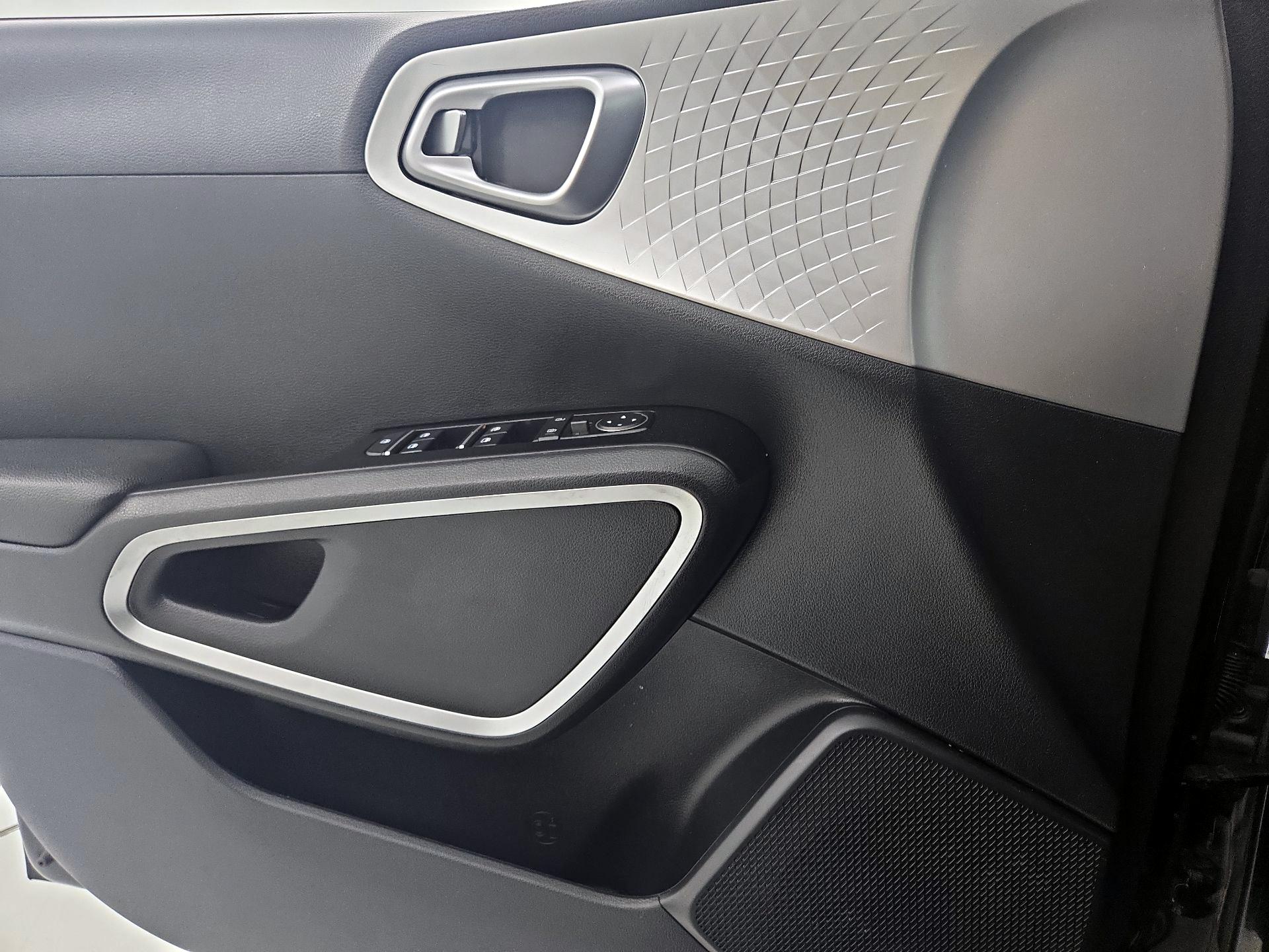Thumbnail: 2024 Kia Soul - 12