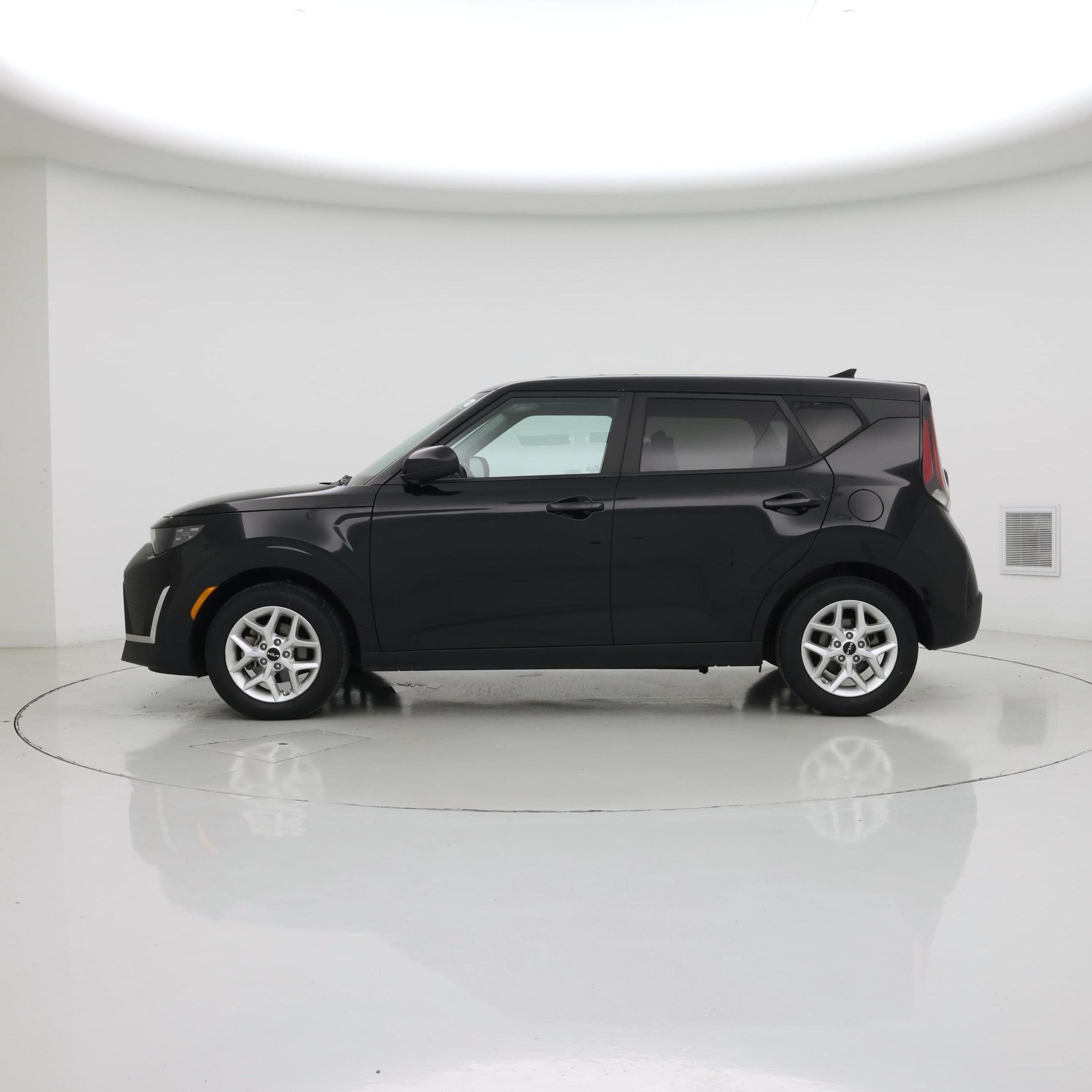 Thumbnail: 2024 Kia Soul - 3