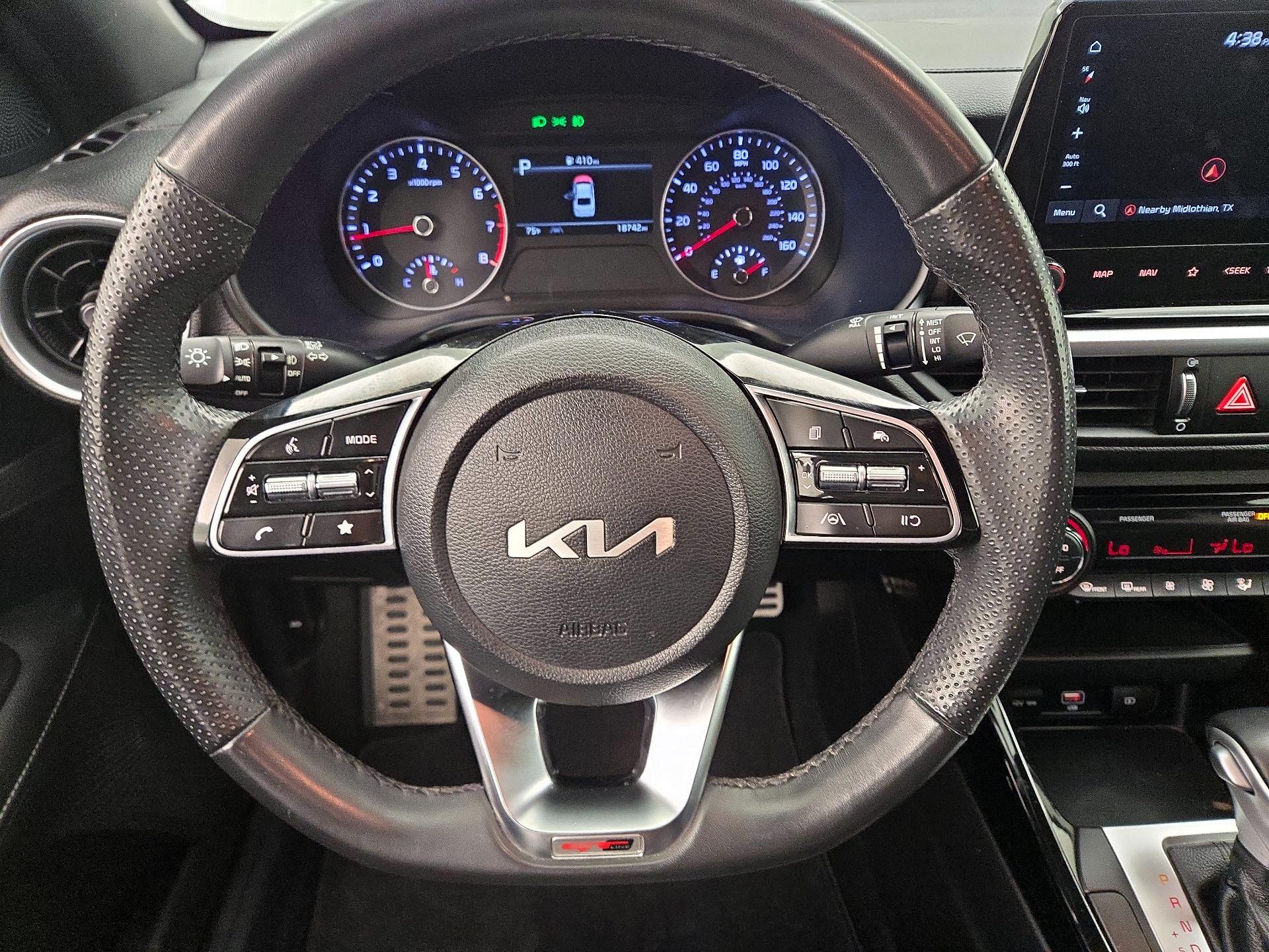 Thumbnail: 2023 Kia Forte - 10