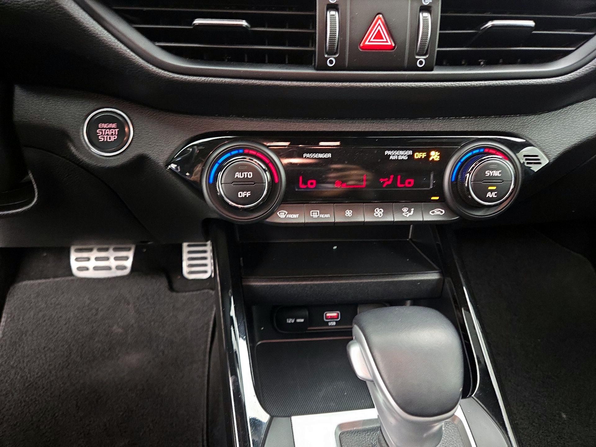 Thumbnail: 2023 Kia Forte - 17