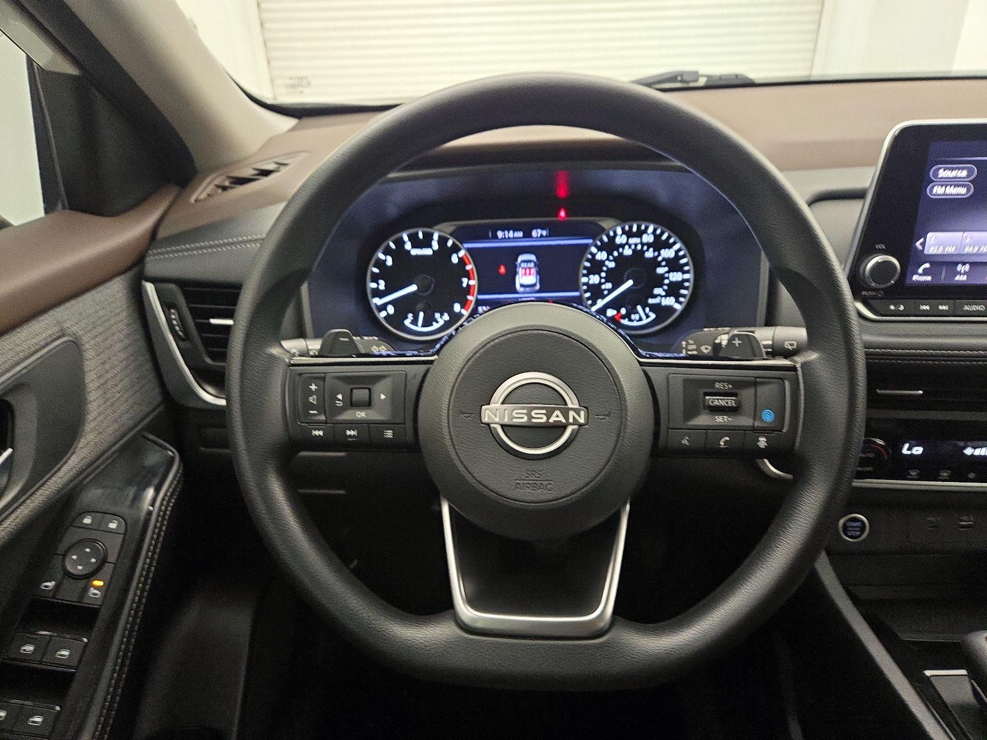Thumbnail: 2023 Nissan Rogue - 10