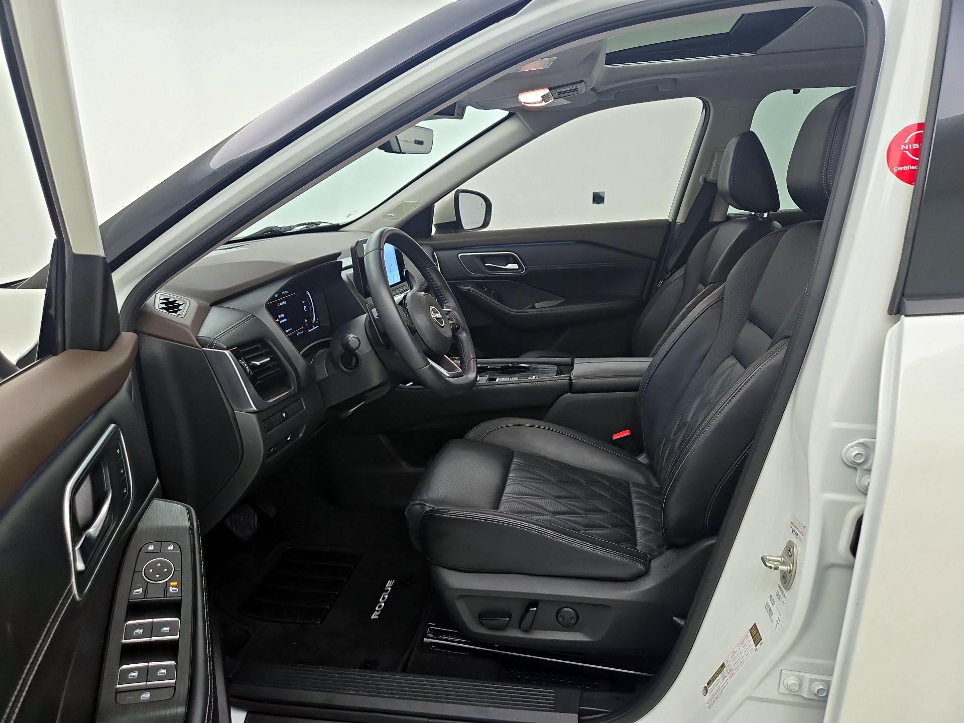 Thumbnail: 2023 Nissan Rogue - 11