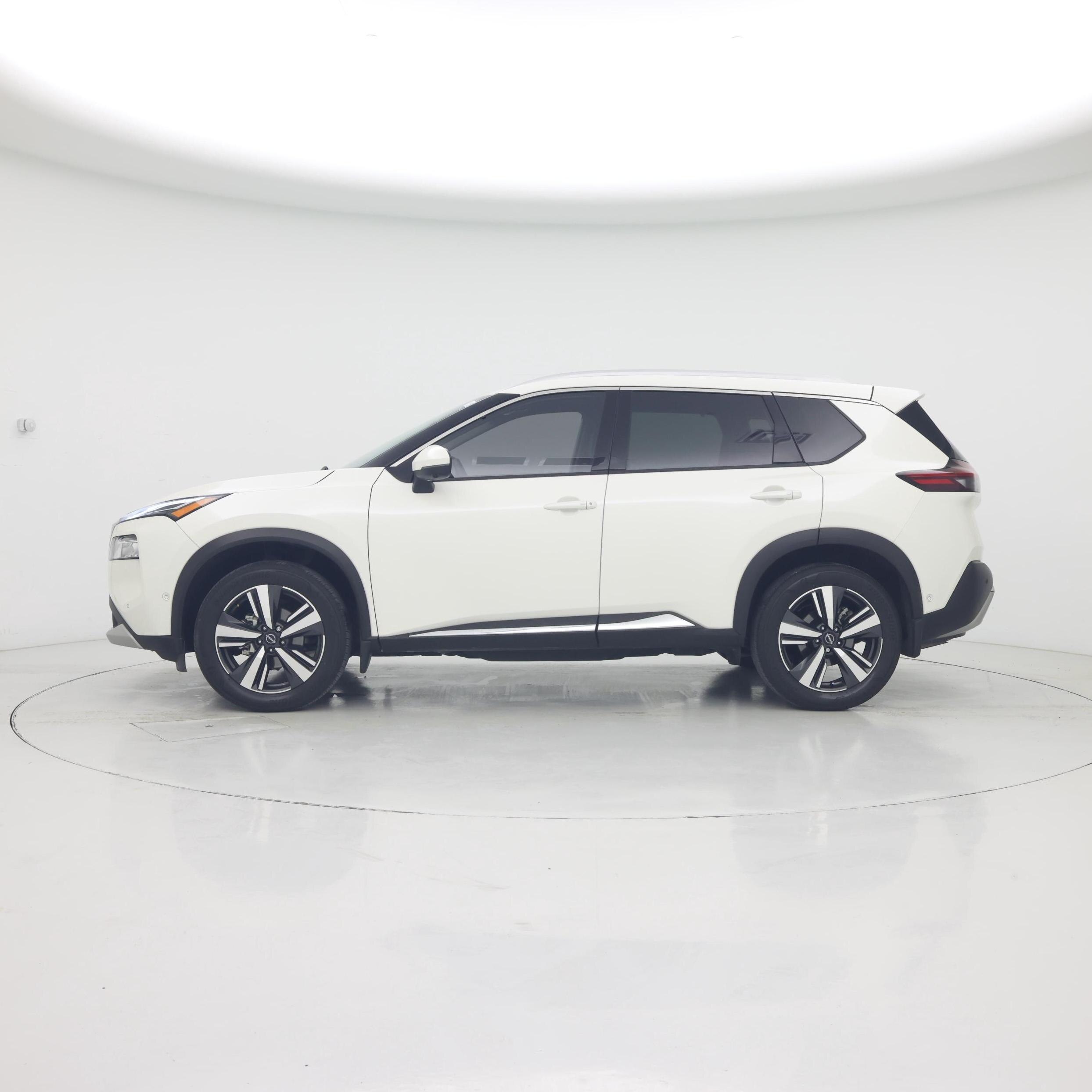 Thumbnail: 2023 Nissan Rogue - 3