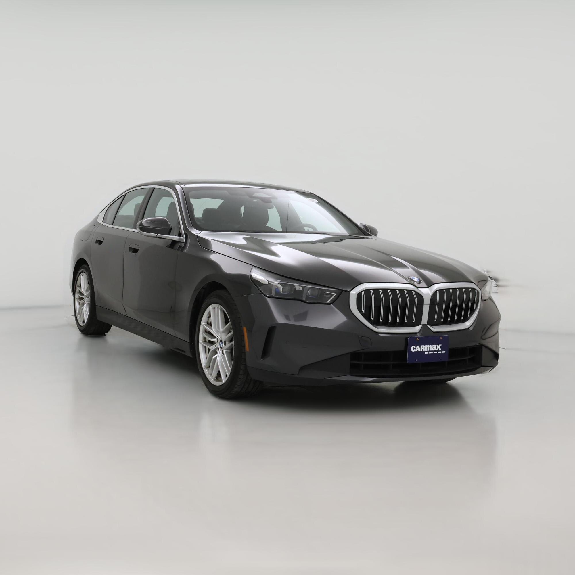 Thumbnail: 2025 BMW 5 Series - 1