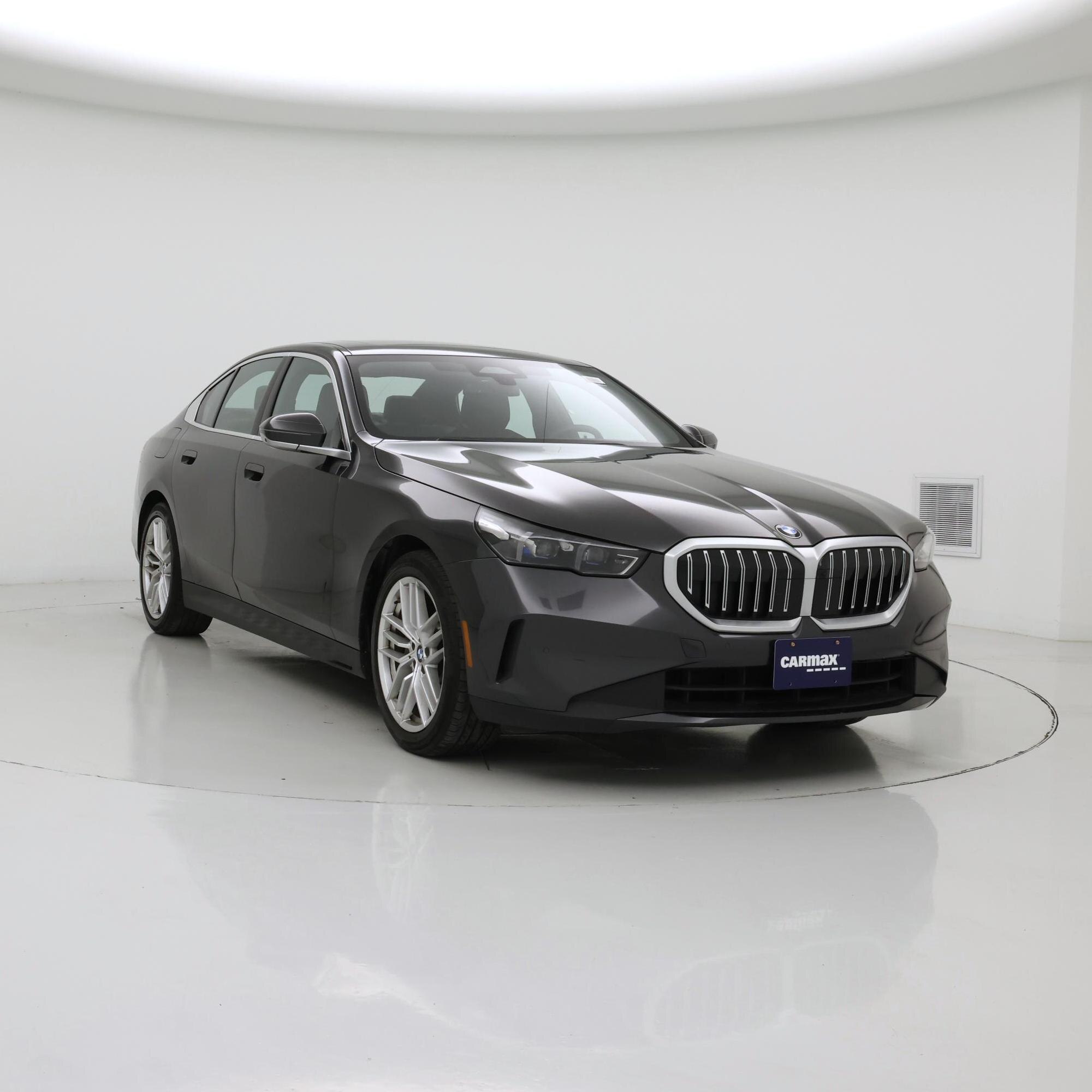 Black 2025 BMW 5 Series Sedan Rear-Wheel Drive Automatic