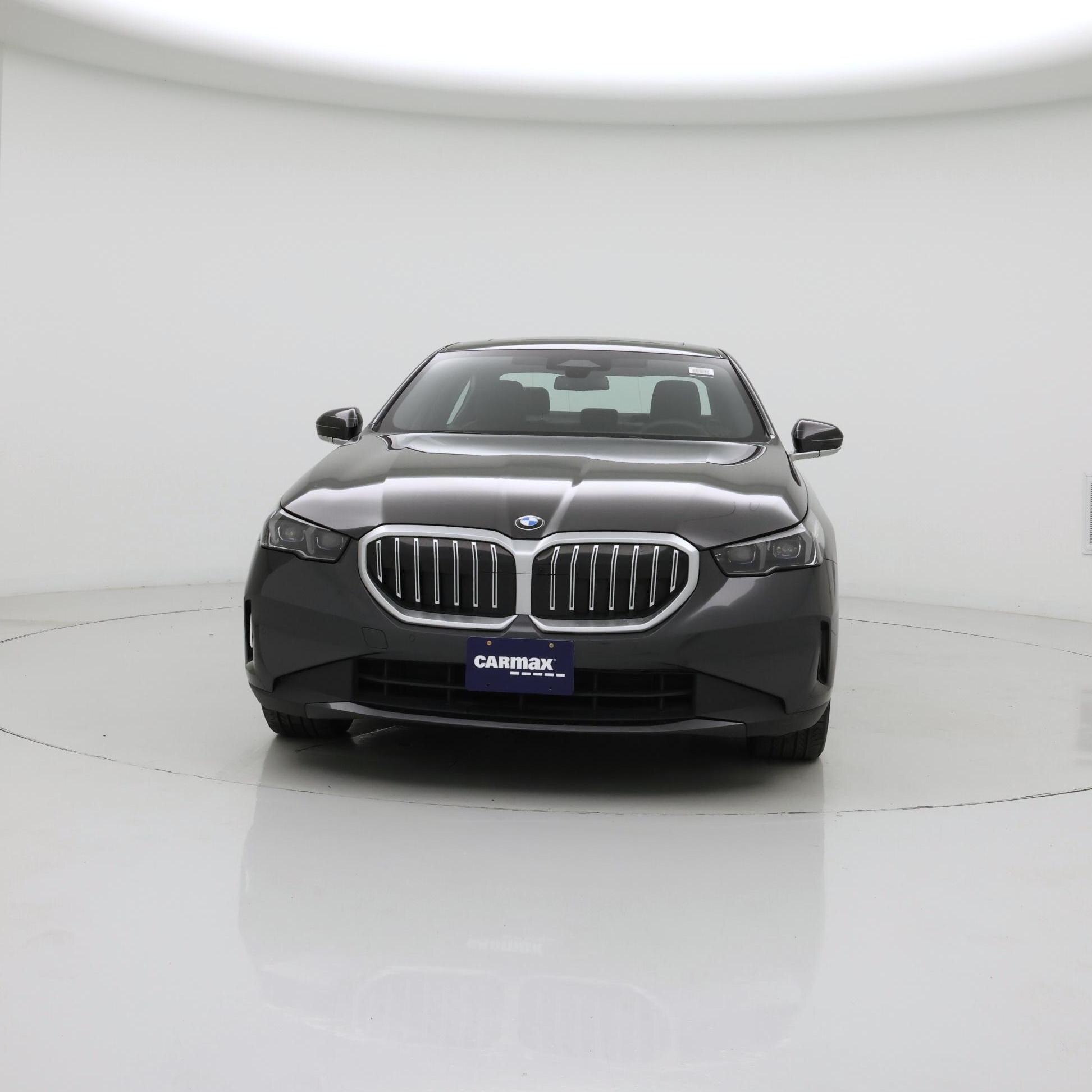 Thumbnail: 2025 BMW 5 Series - 5