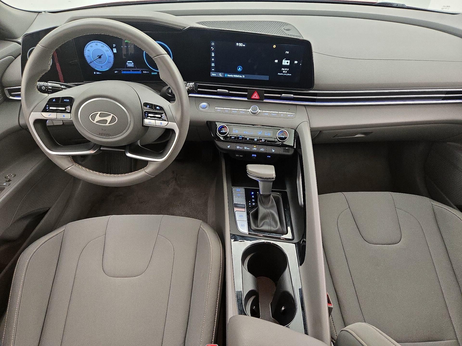 Thumbnail: 2025 Hyundai Elantra - 9