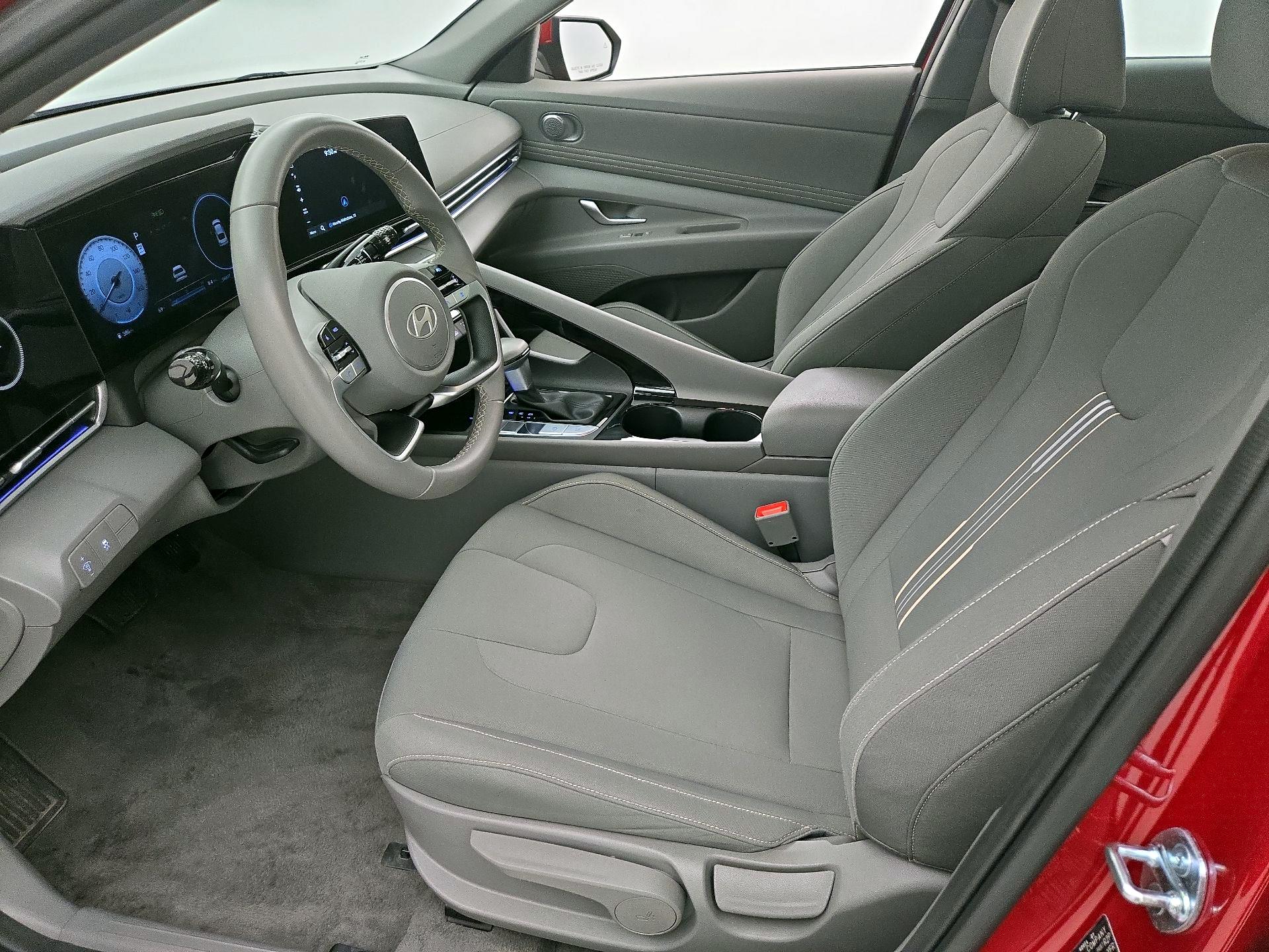 Thumbnail: 2025 Hyundai Elantra - 11