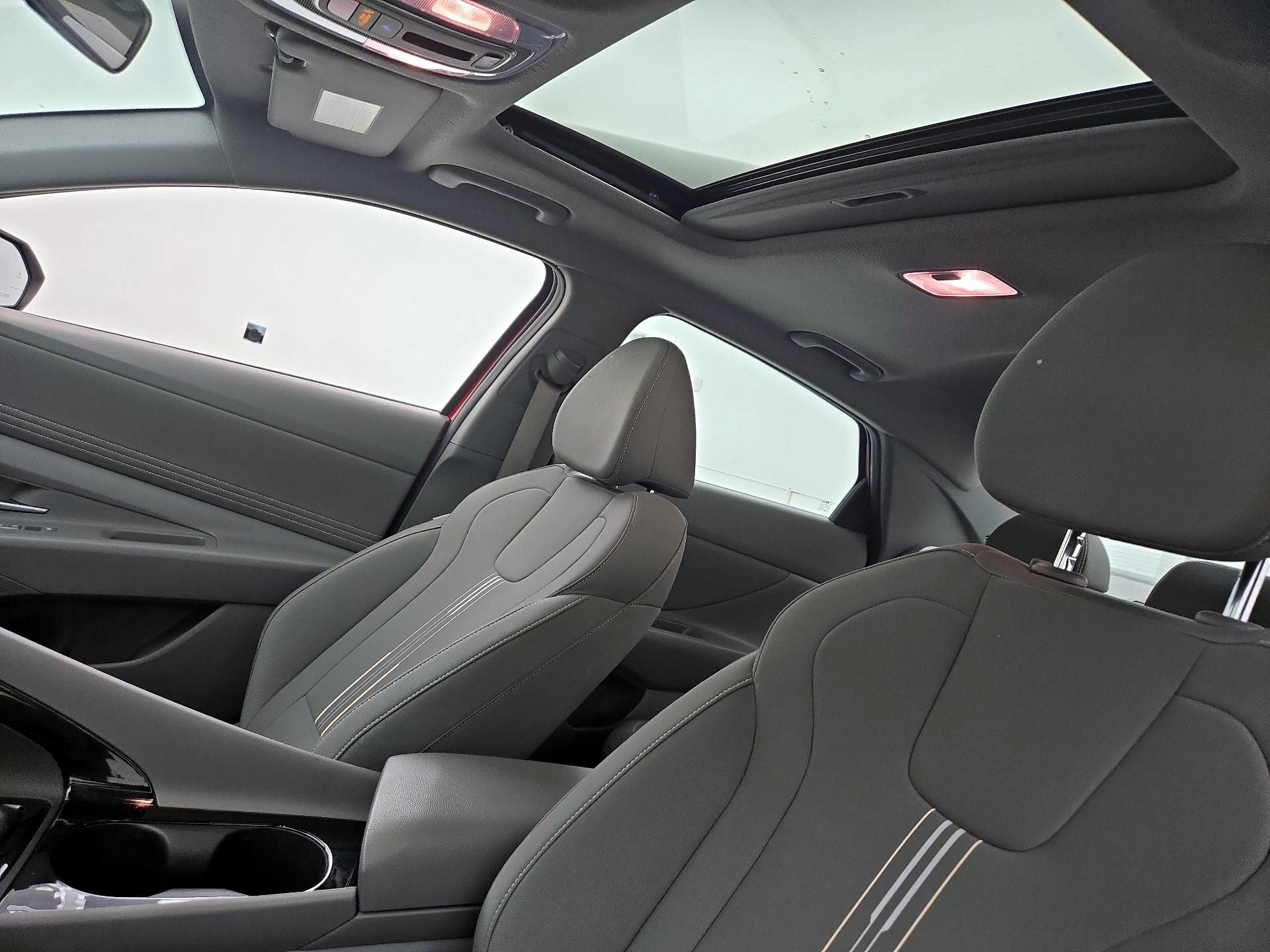 Thumbnail: 2025 Hyundai Elantra - 20