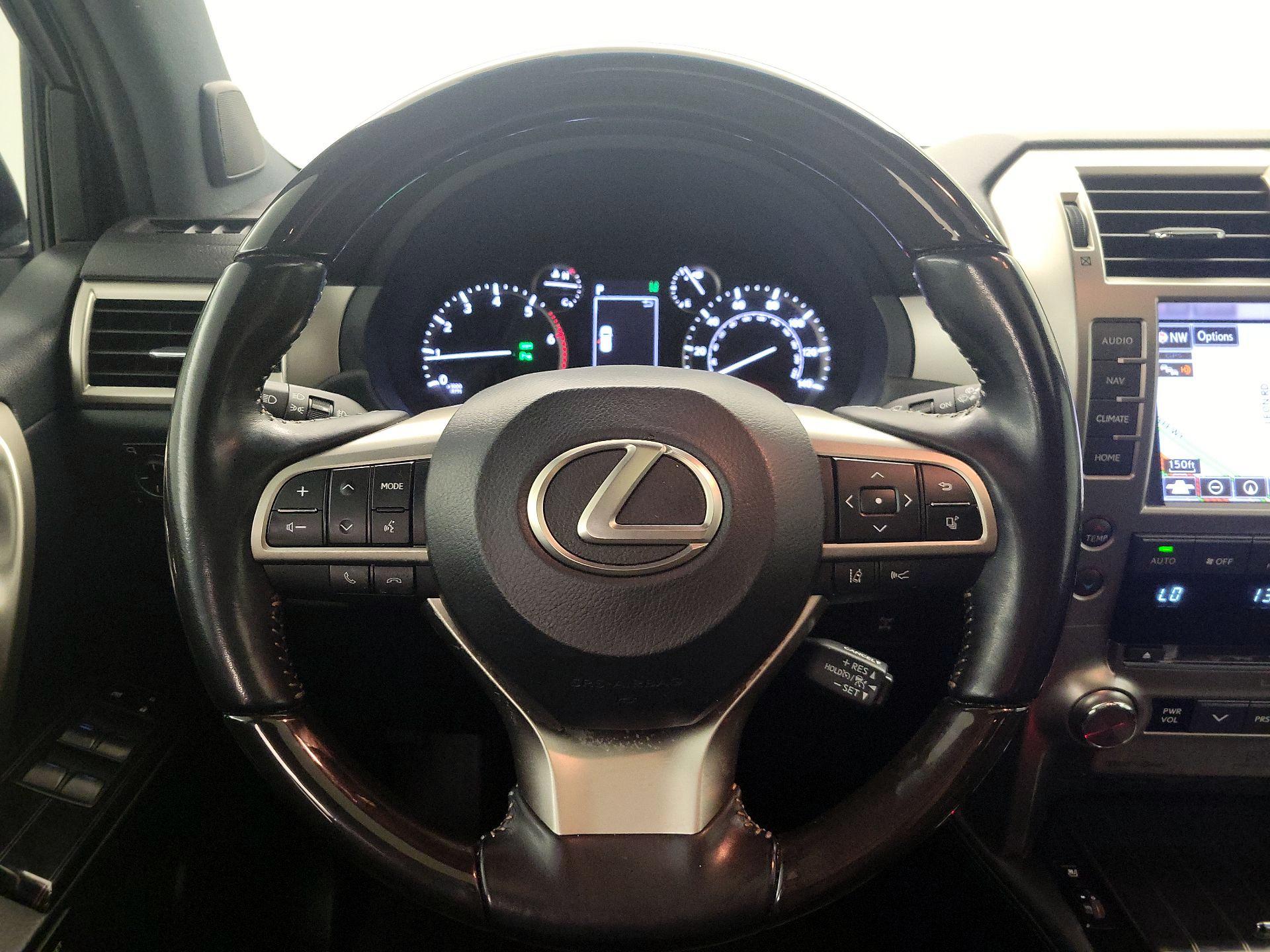 Thumbnail: 2021 Lexus GX - 10